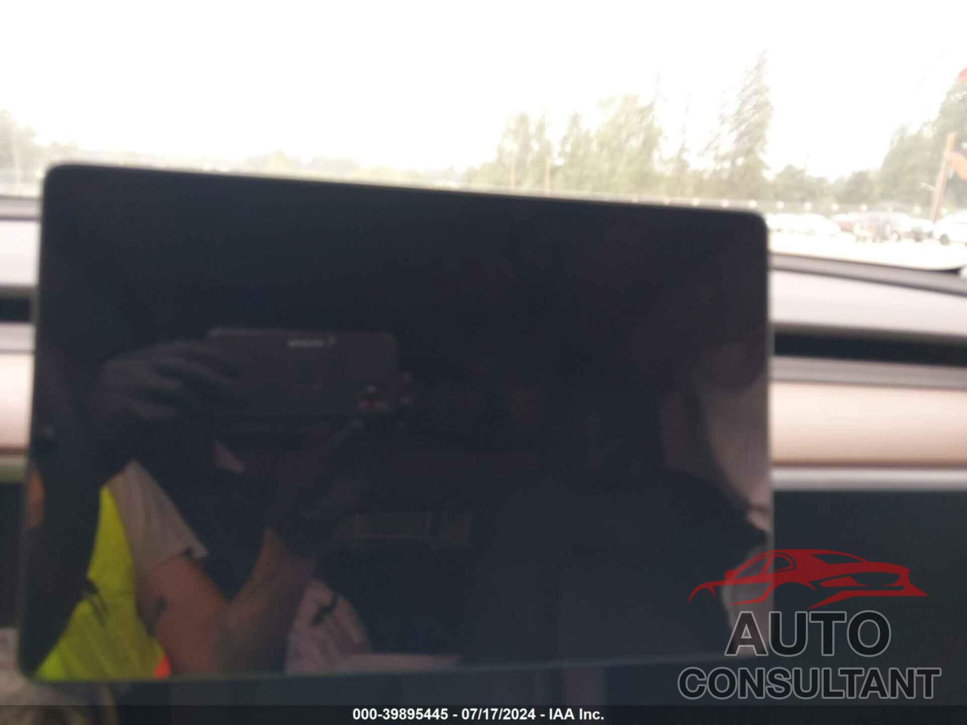 TESLA MODEL Y 2023 - 7SAYGDEE9PF880205
