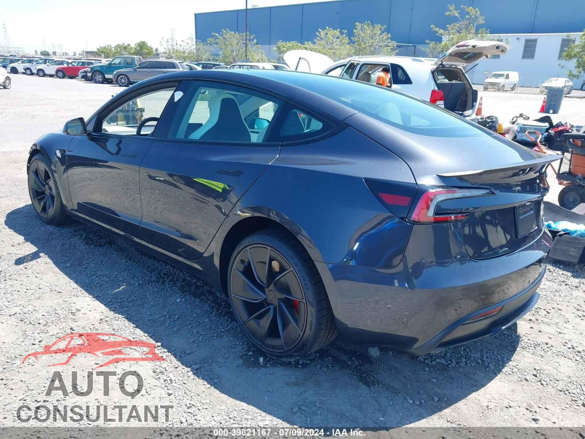 TESLA MODEL 3 2024 - 5YJ3E1ET7RF784327