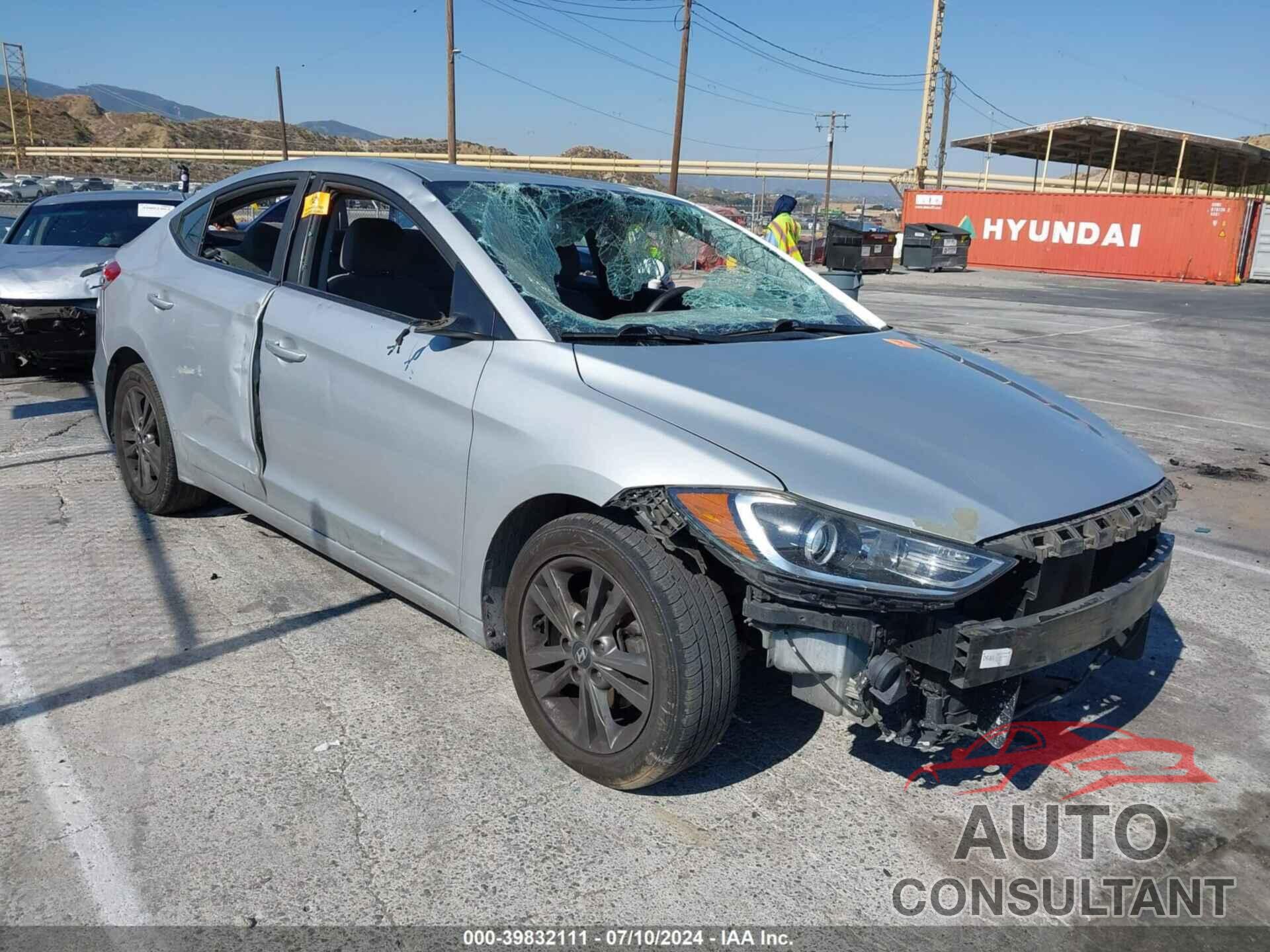 HYUNDAI ELANTRA 2018 - 5NPD84LF1JH240650