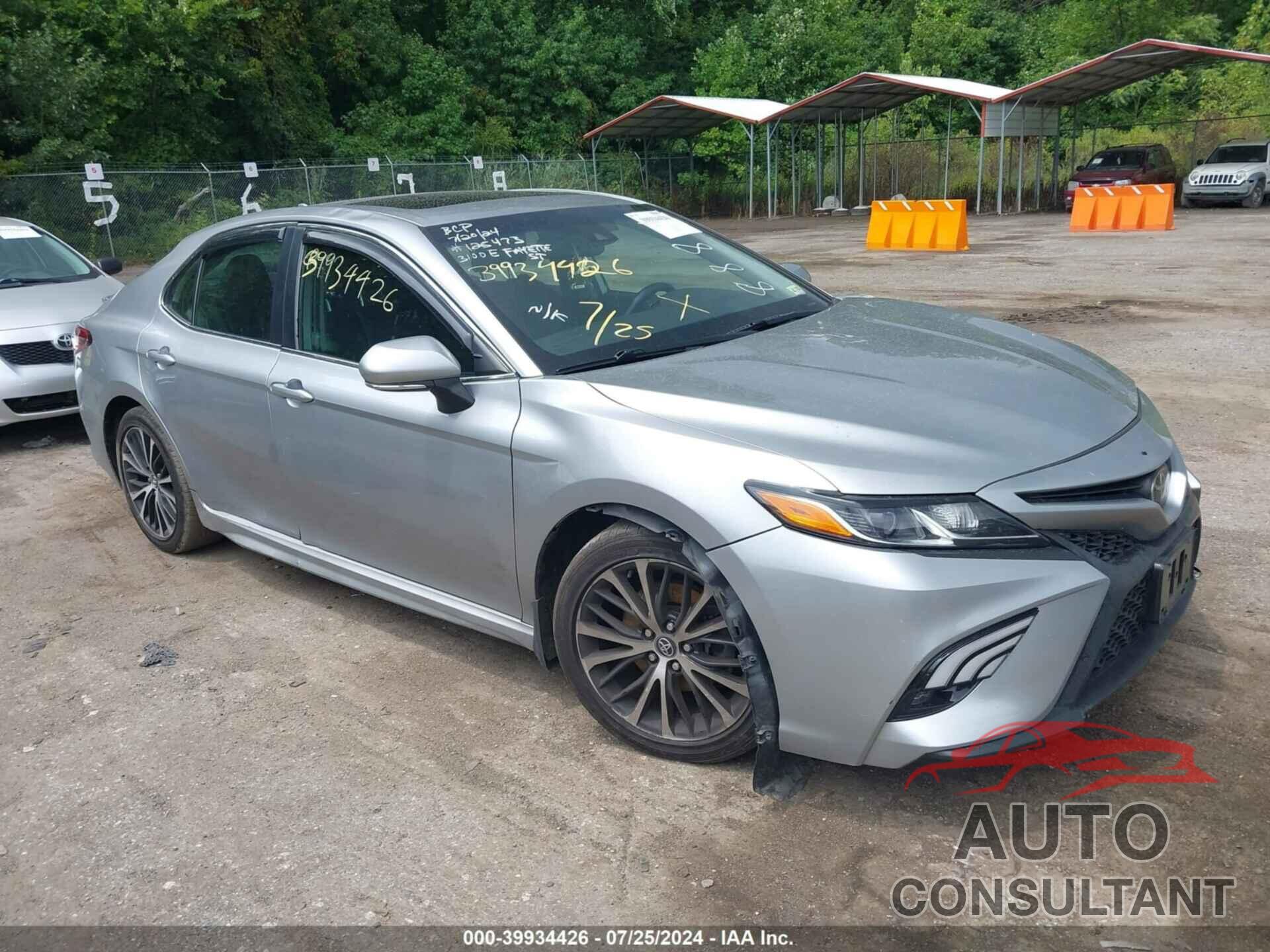 TOYOTA CAMRY 2019 - 4T1B11HK8KU808881