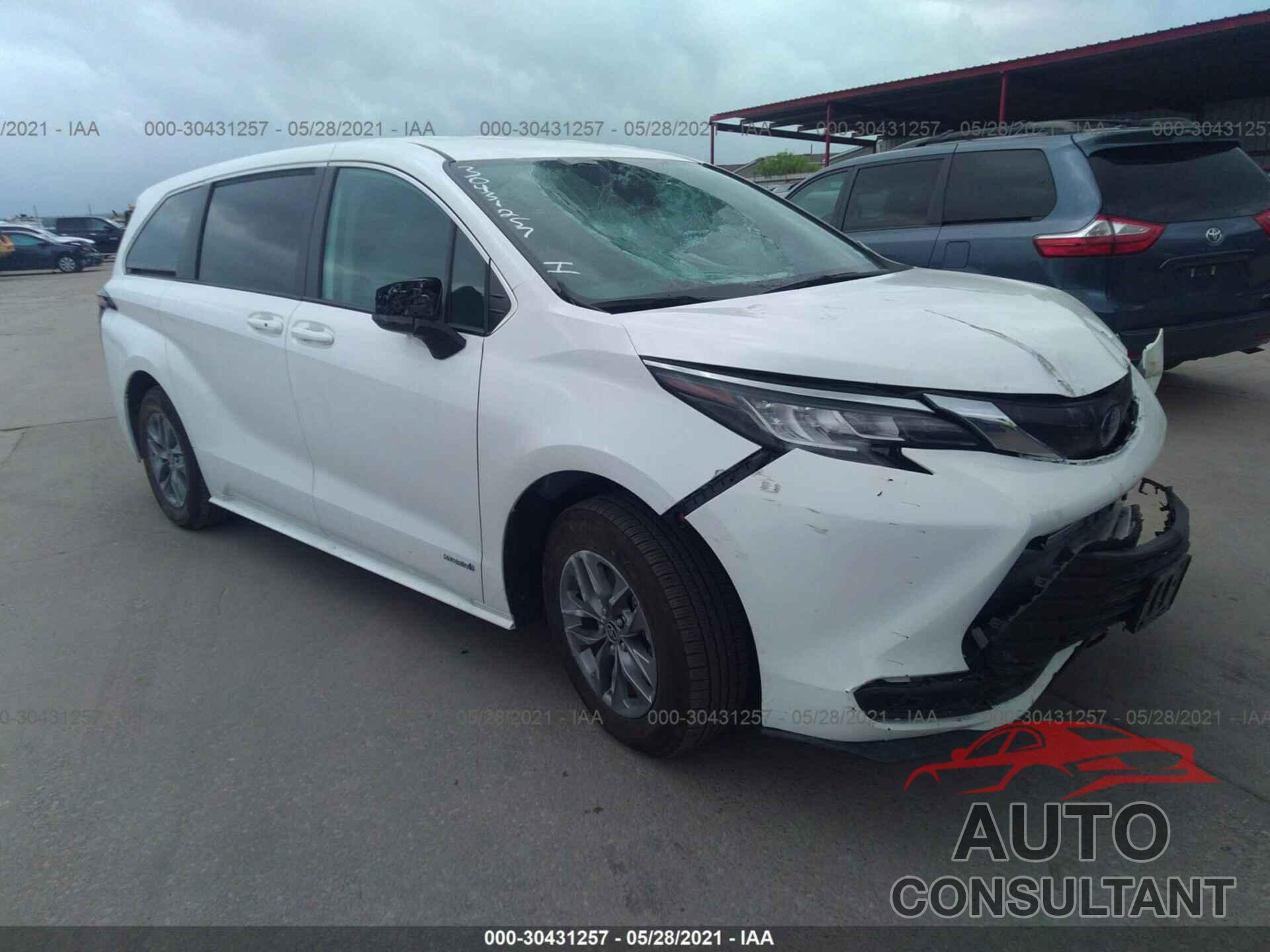 TOYOTA SIENNA 2021 - 5TDKRKEC3MS035874