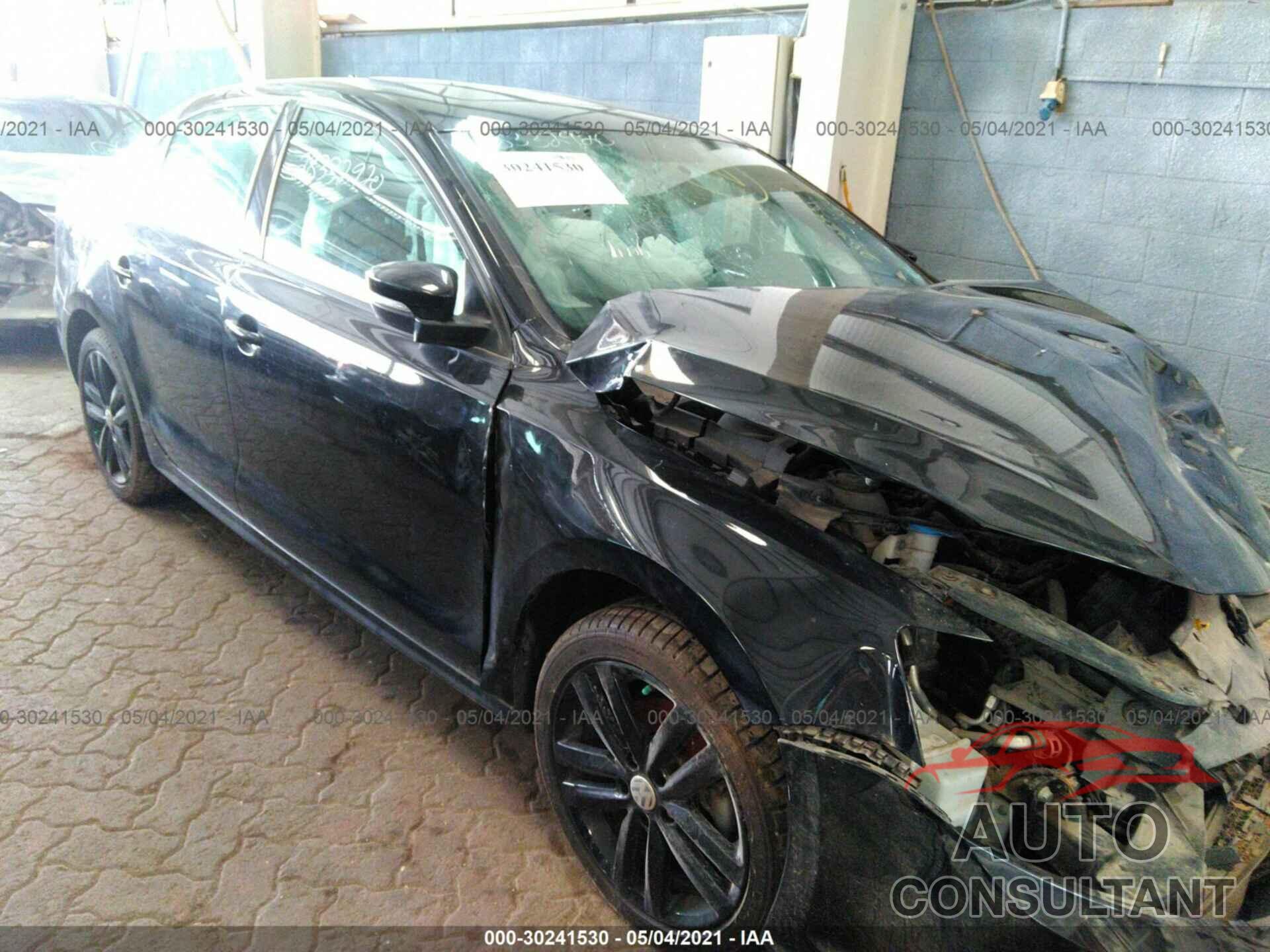 VOLKSWAGEN JETTA 2018 - 3VWD17AJ6JM245430
