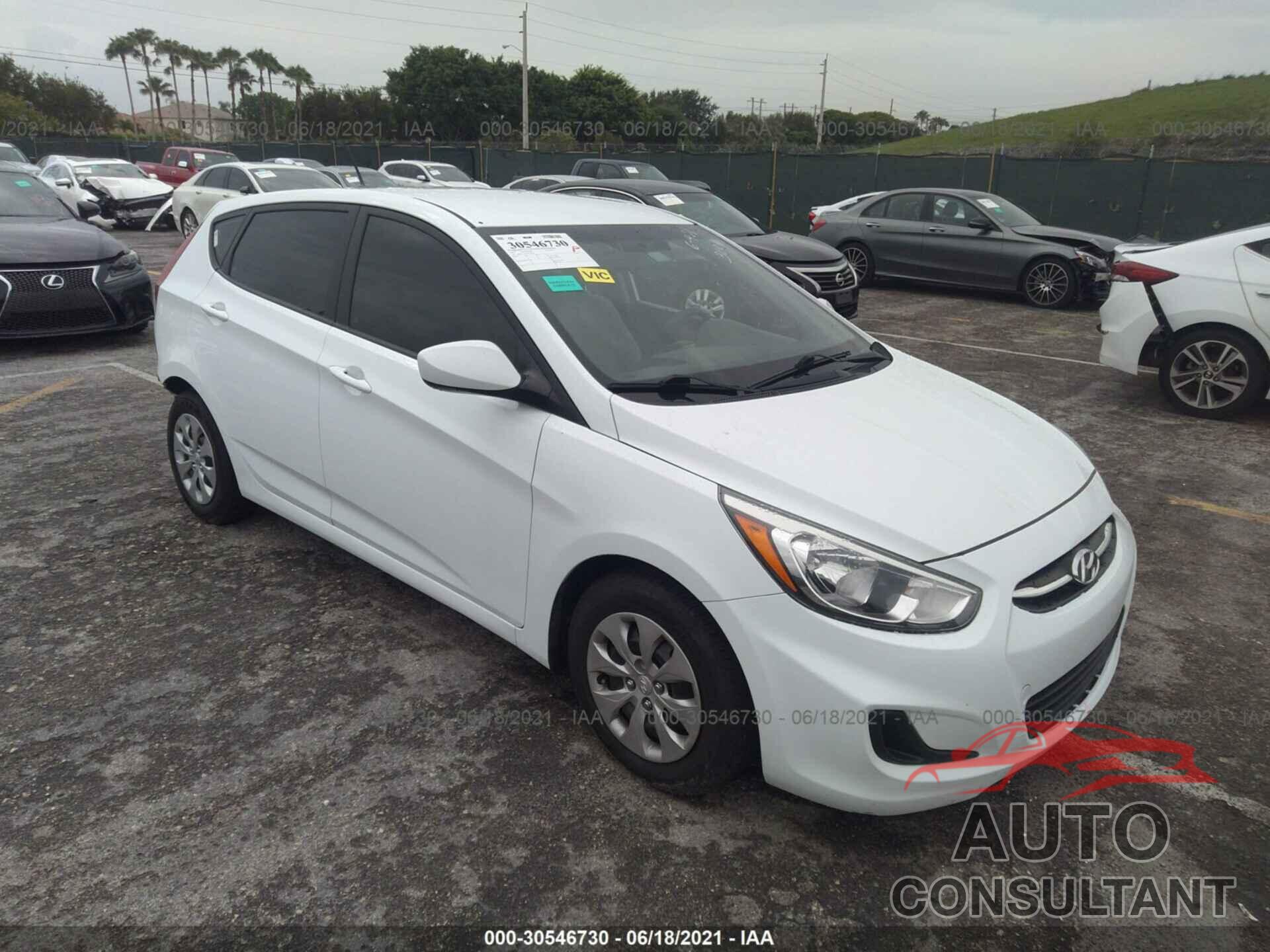 HYUNDAI ACCENT 2017 - KMHCT5AEXHU323001