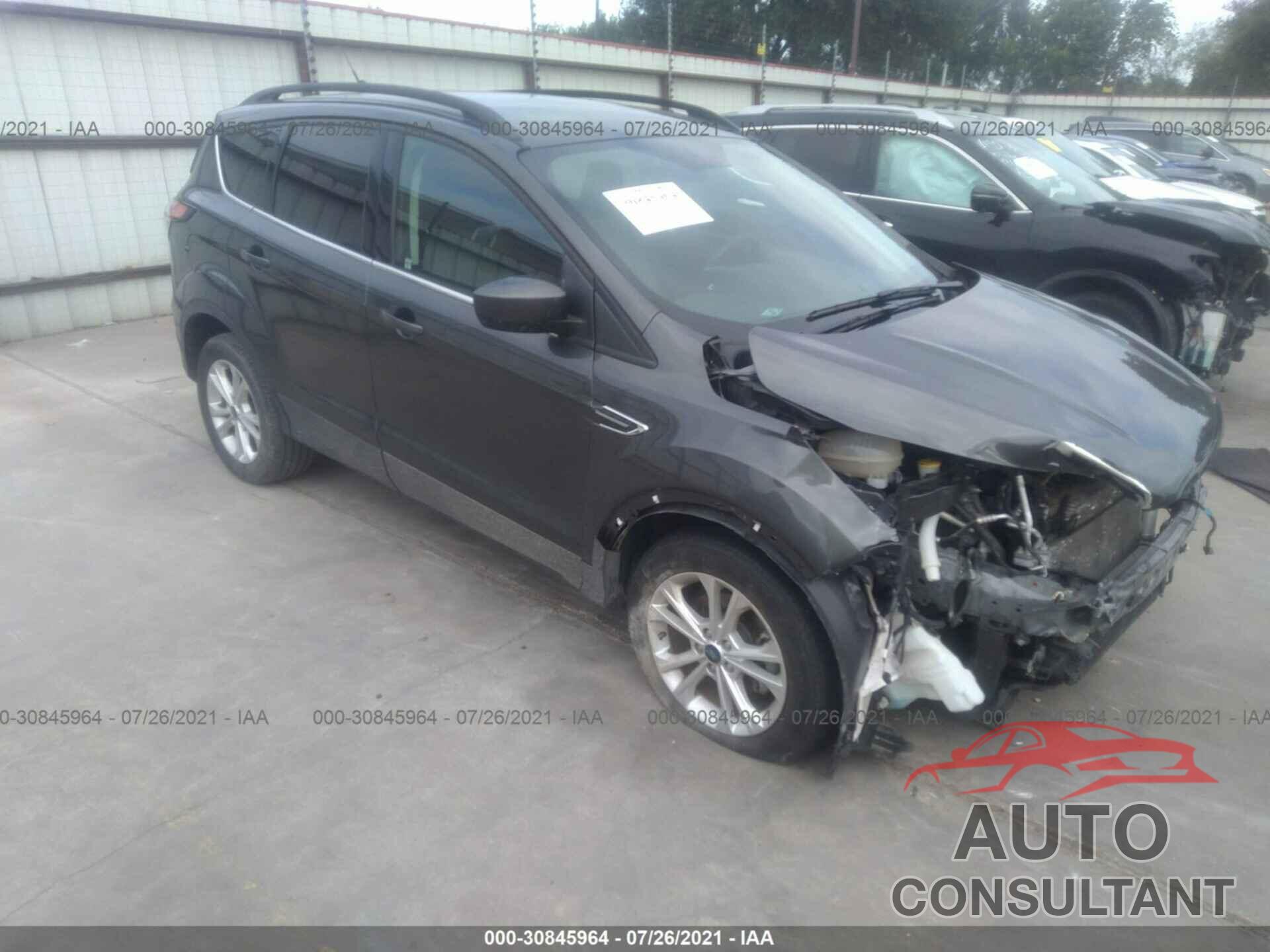 FORD ESCAPE 2018 - 1FMCU0GD5JUD37571