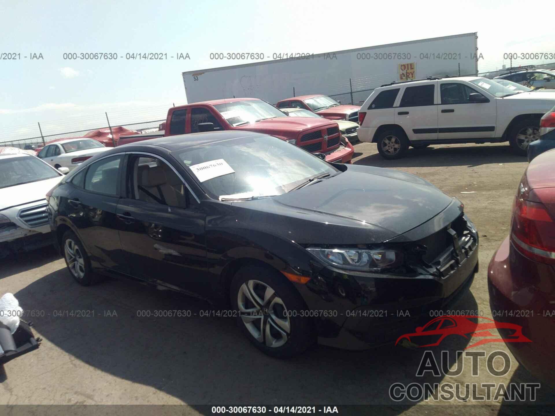 HONDA CIVIC SEDAN 2018 - 19XFC2F53JE030506