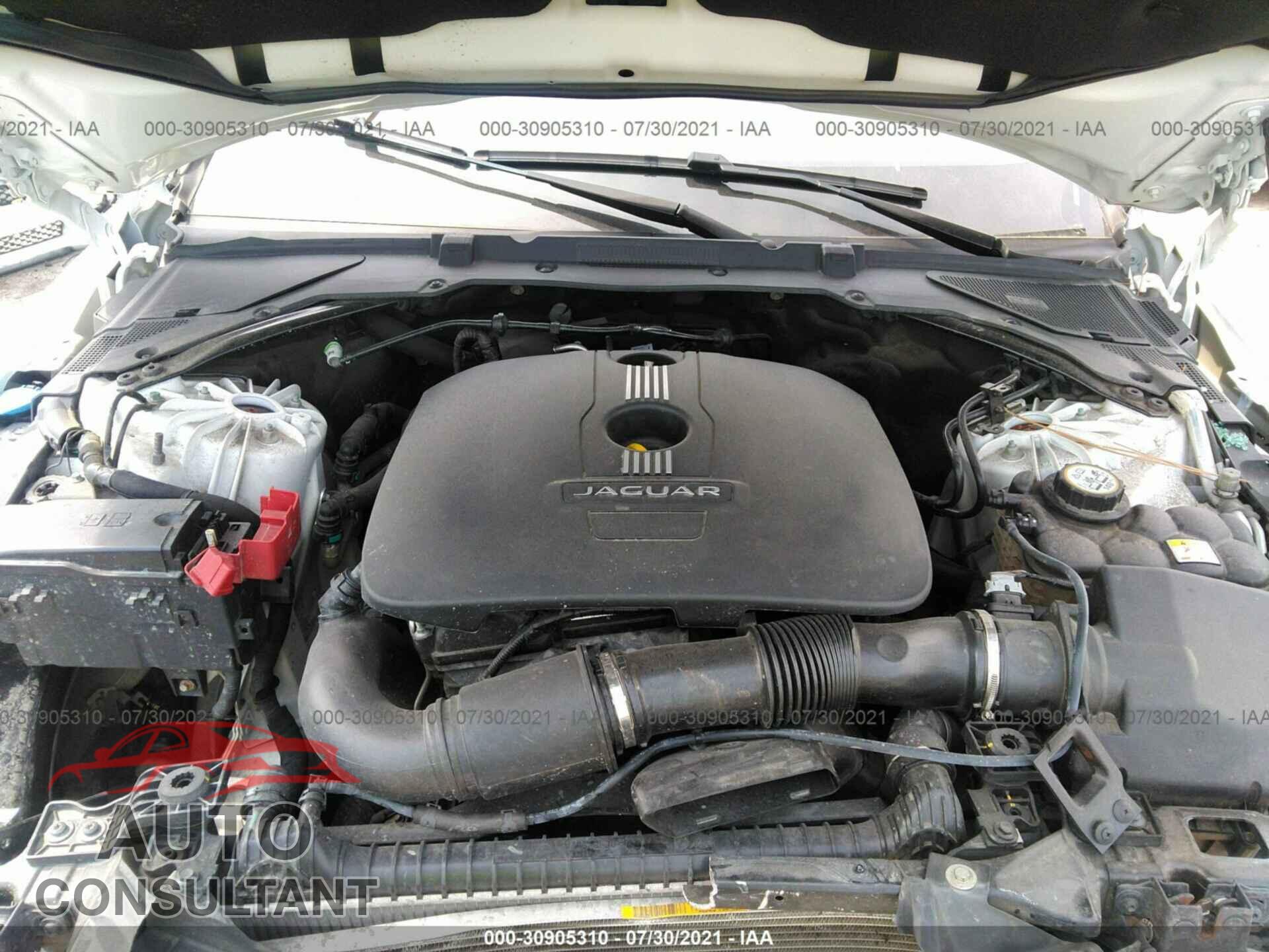 JAGUAR XE 2017 - SAJAR4BG4HA978245