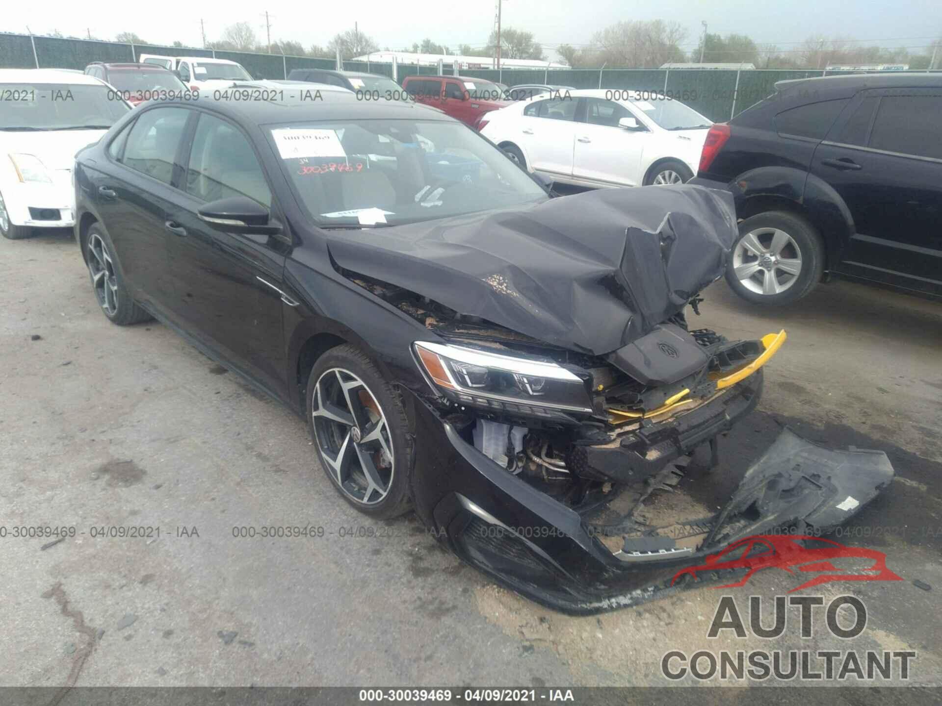 VOLKSWAGEN PASSAT 2020 - 1VWMA7A38LC021761