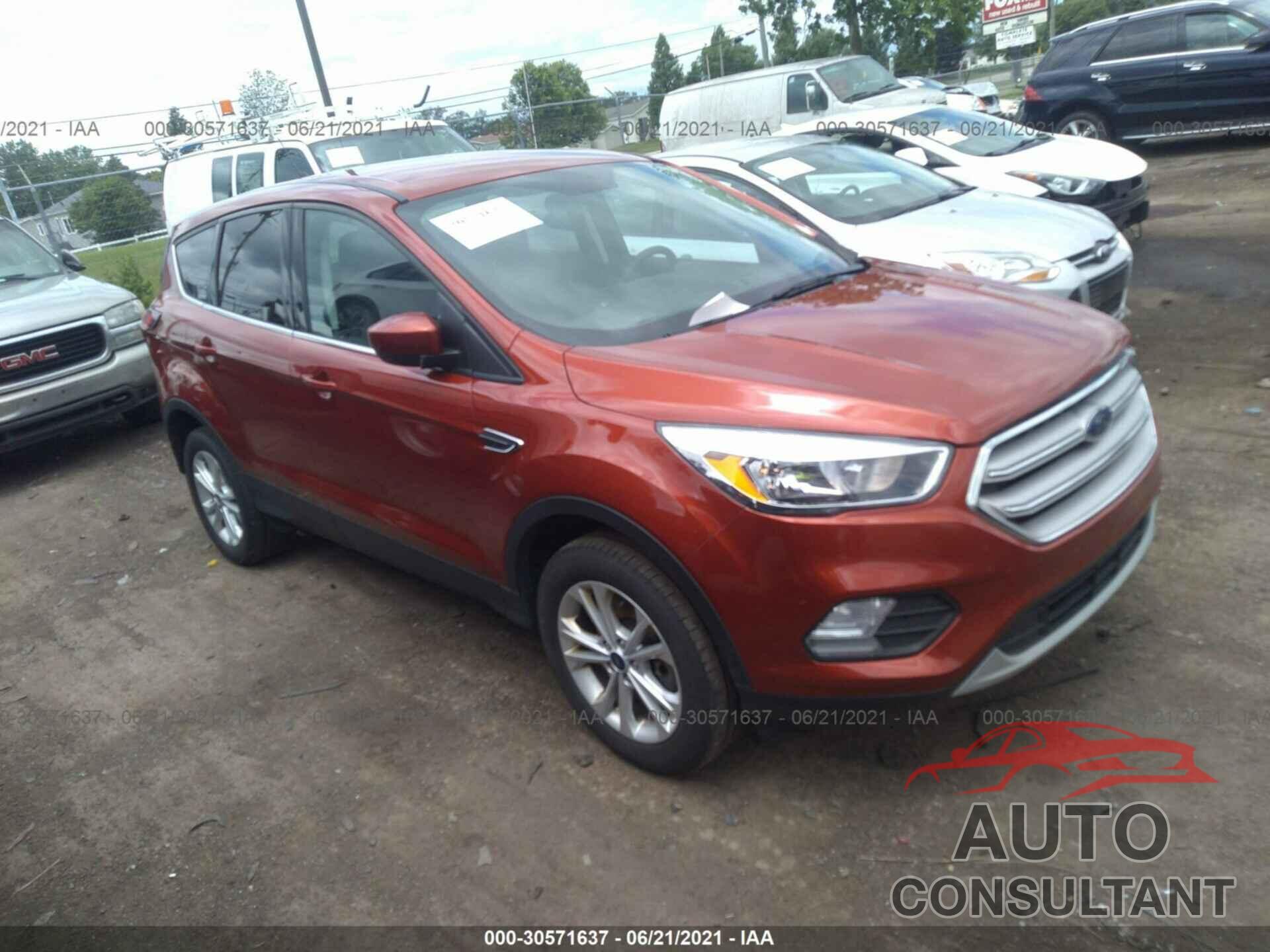 FORD ESCAPE 2019 - 1FMCU9GD1KUB65447