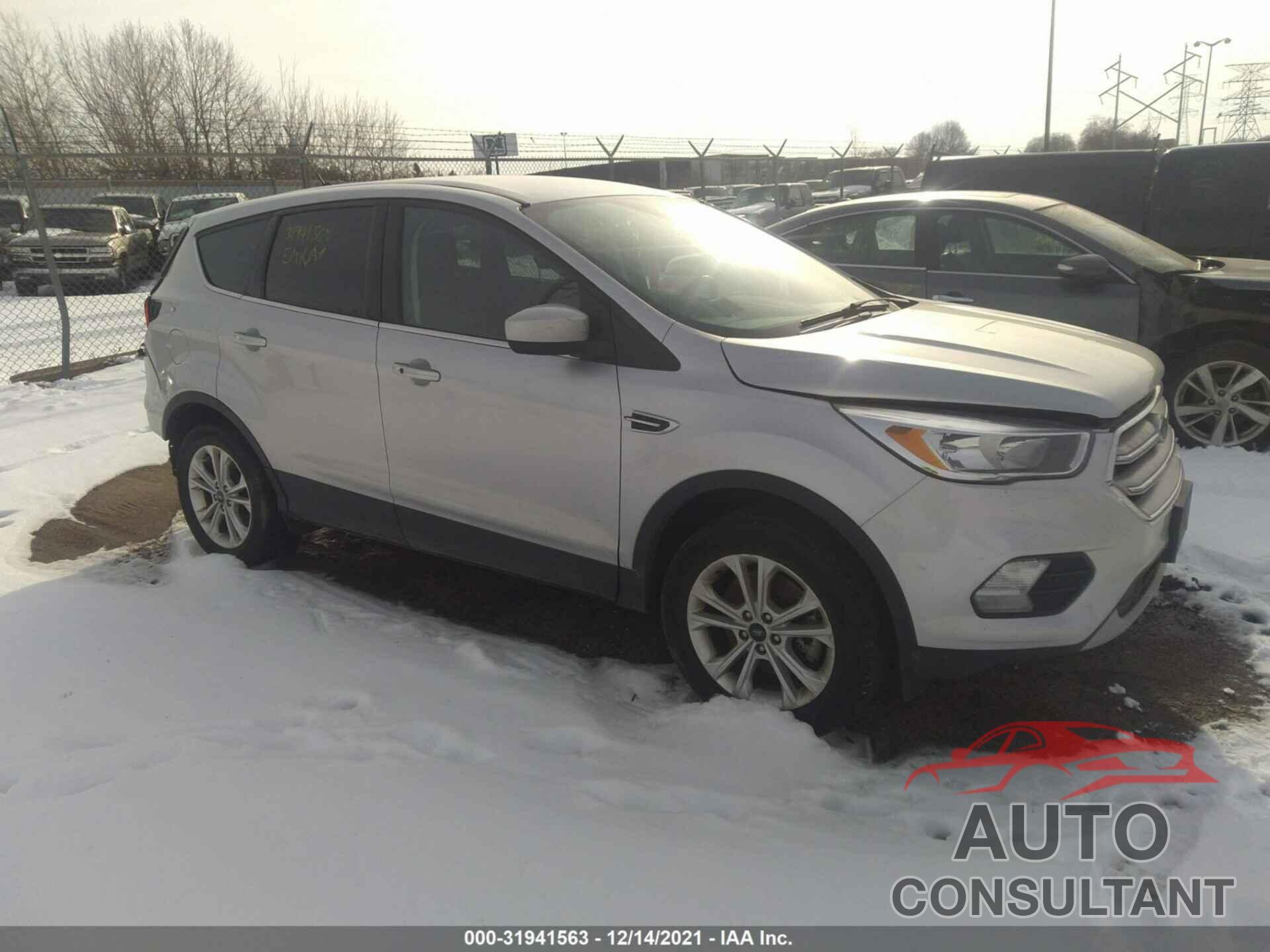 FORD ESCAPE 2019 - 1FMCU9GD0KUB03974