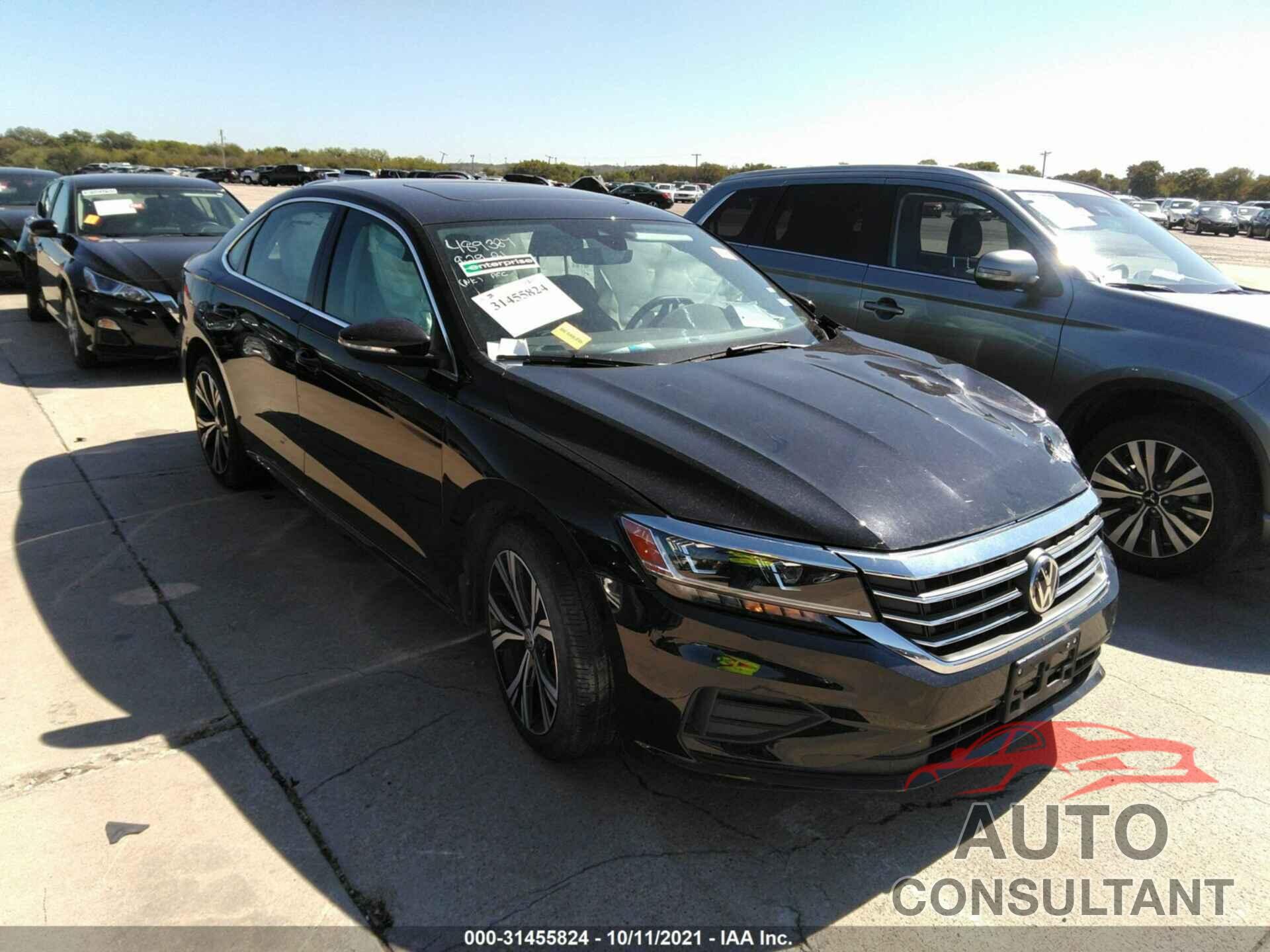 VOLKSWAGEN PASSAT 2021 - 1VWSA7A30MC012996