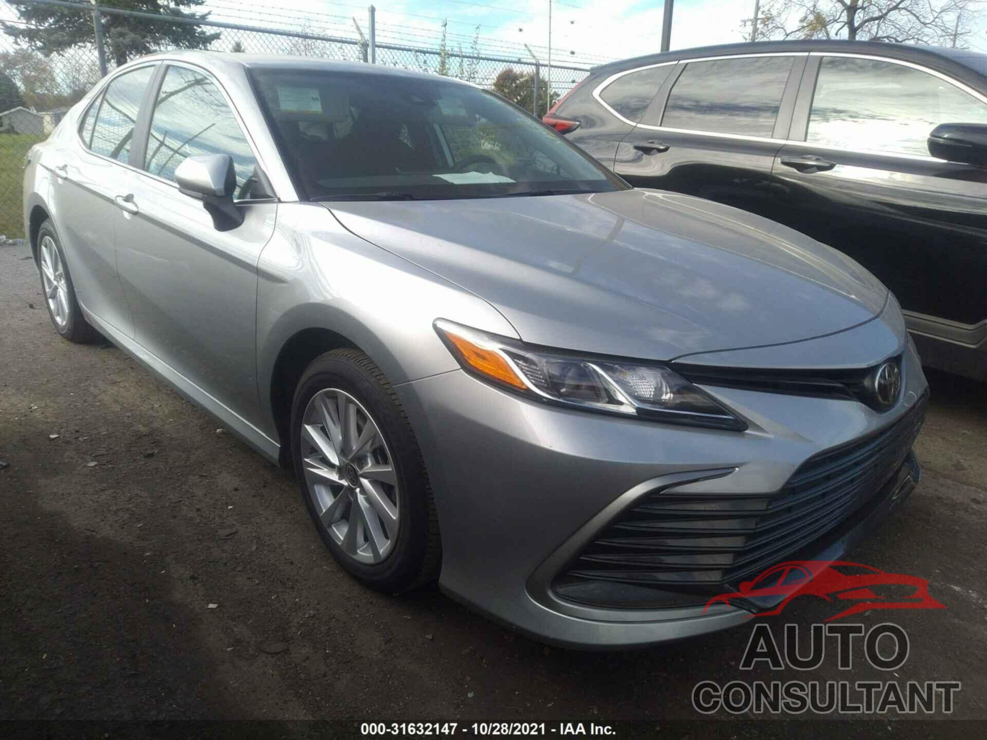 TOYOTA CAMRY 2021 - 4T1C11AKXMU436543