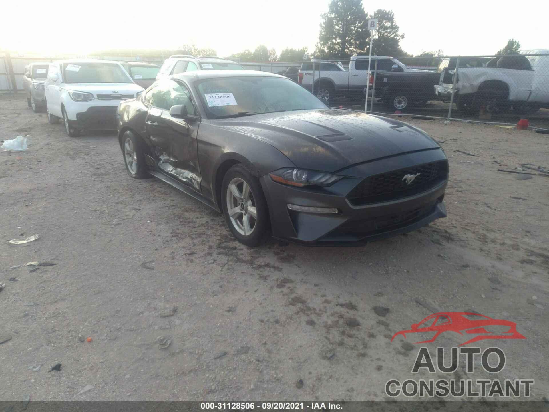 FORD MUSTANG 2018 - 1FA6P8TH5J5110607