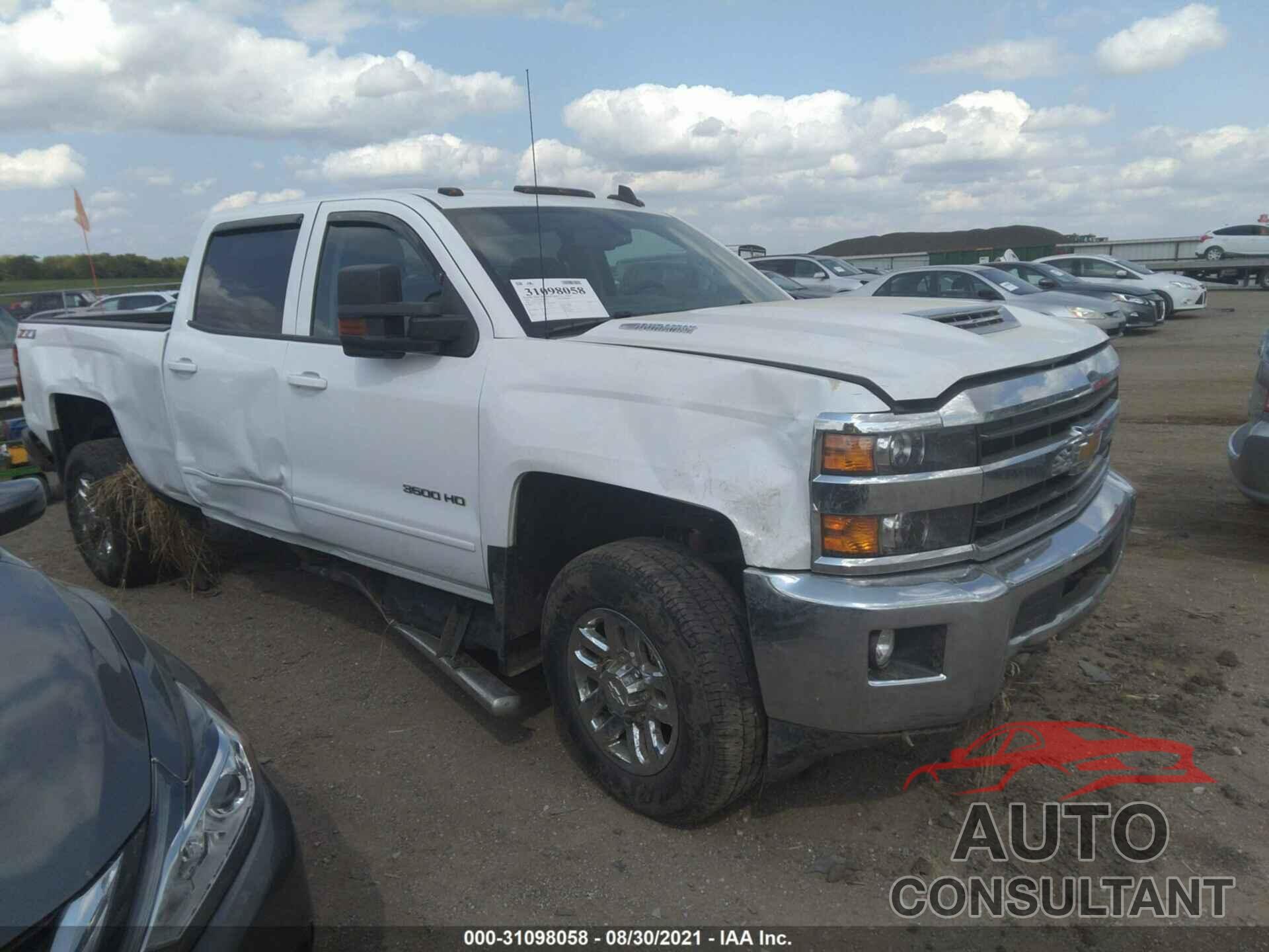 CHEVROLET SILVERADO 3500HD 2018 - 1GC4KZCY3JF262059