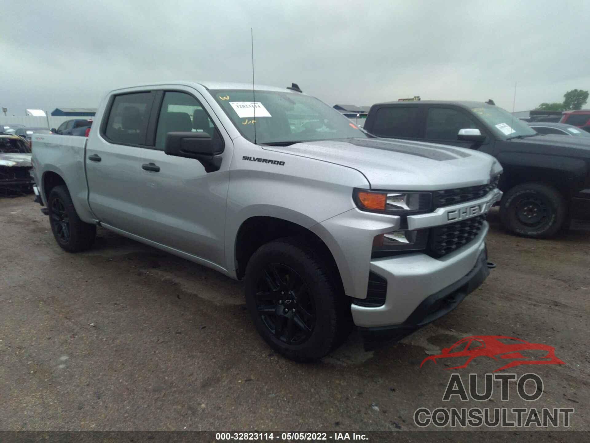 CHEVROLET SILVERADO 1500 2021 - 1GCPYBEK5MZ357737