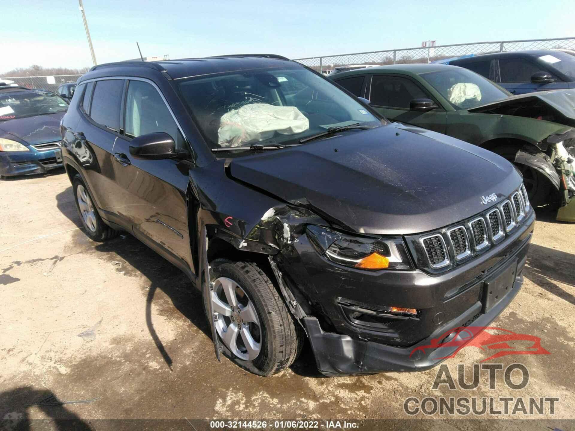 JEEP COMPASS 2018 - 3C4NJDBB4JT359767