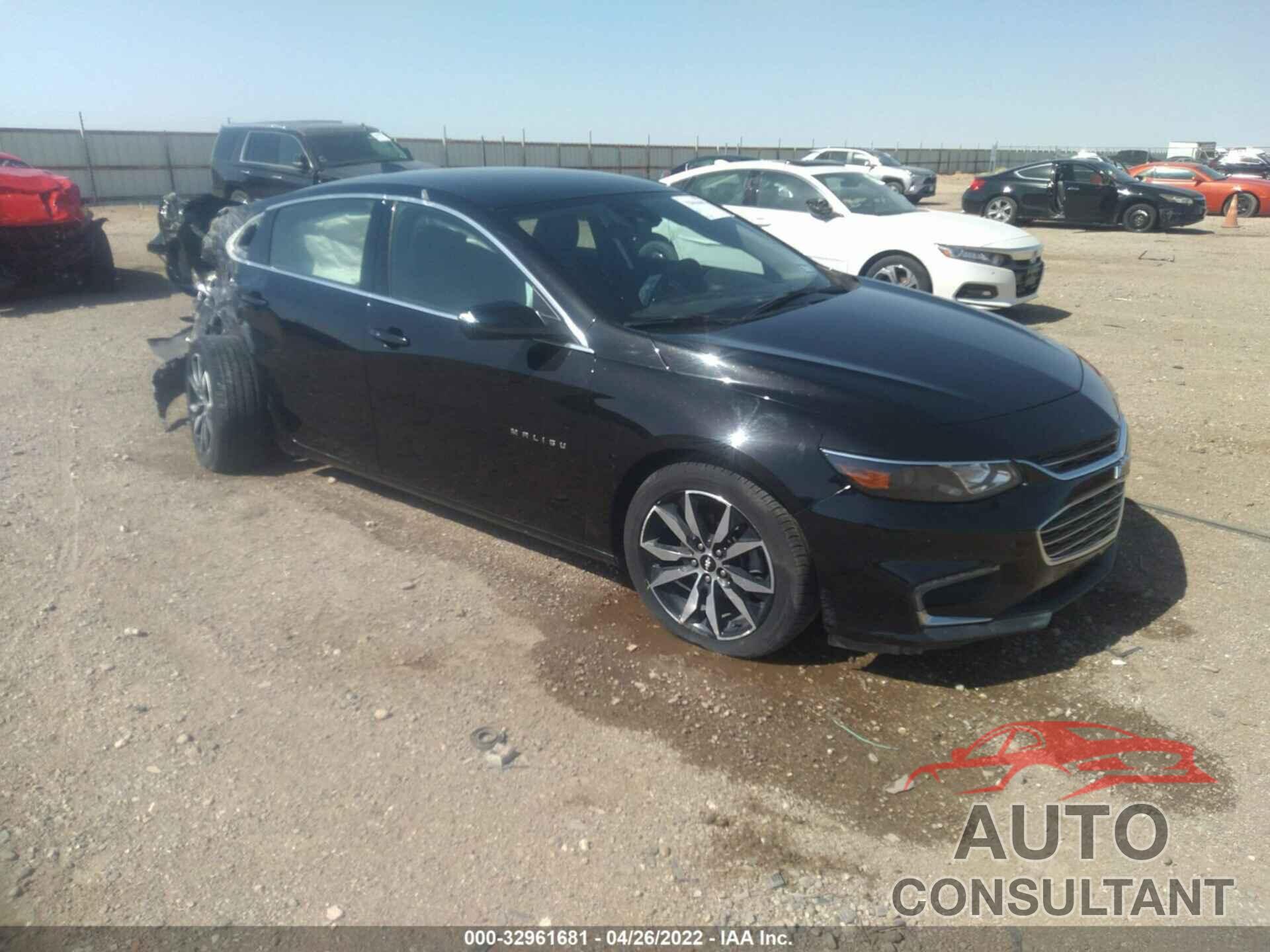 CHEVROLET MALIBU 2017 - 1G1ZE5ST3HF266174