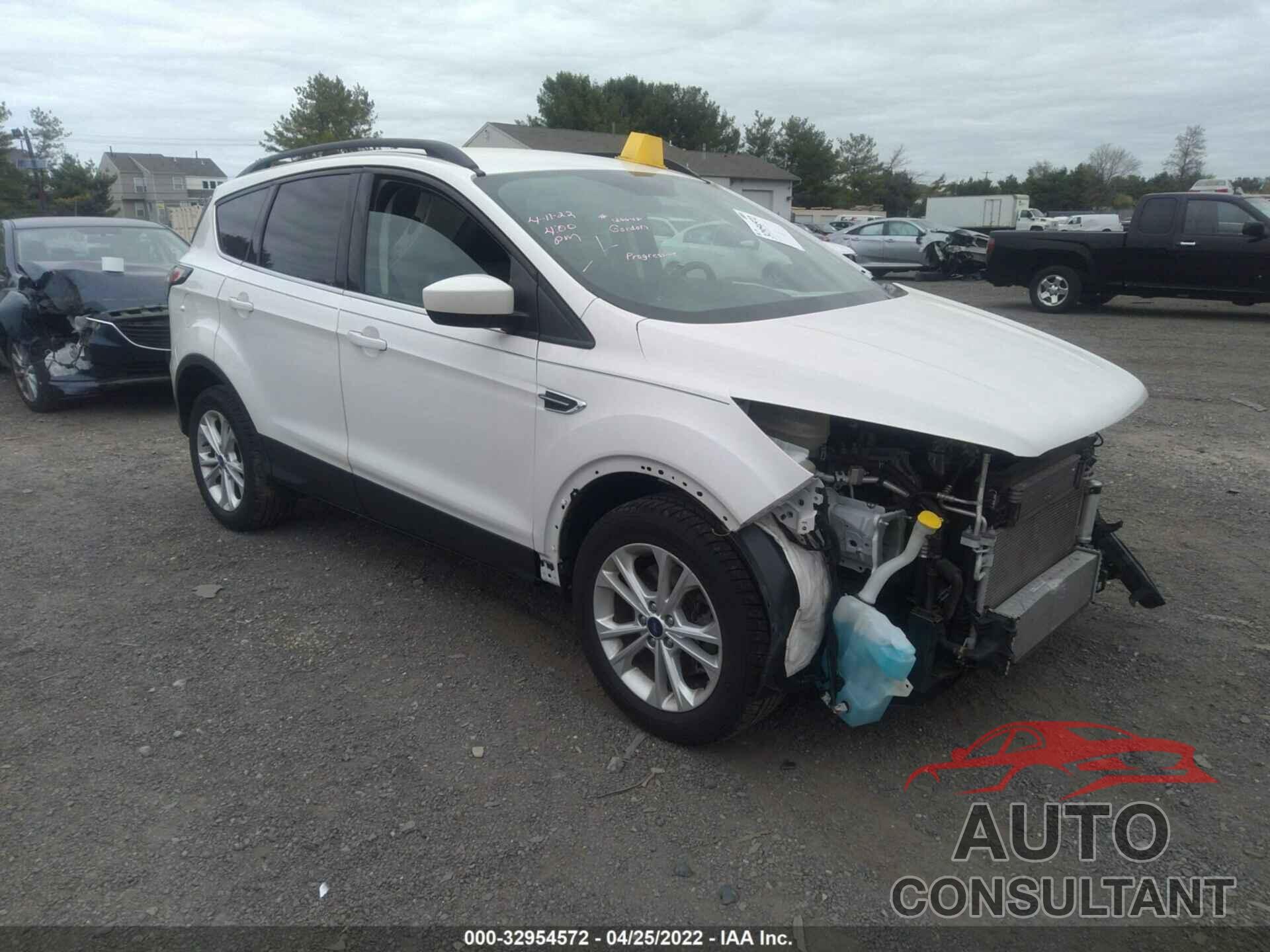 FORD ESCAPE 2018 - 1FMCU9HD2JUA66245