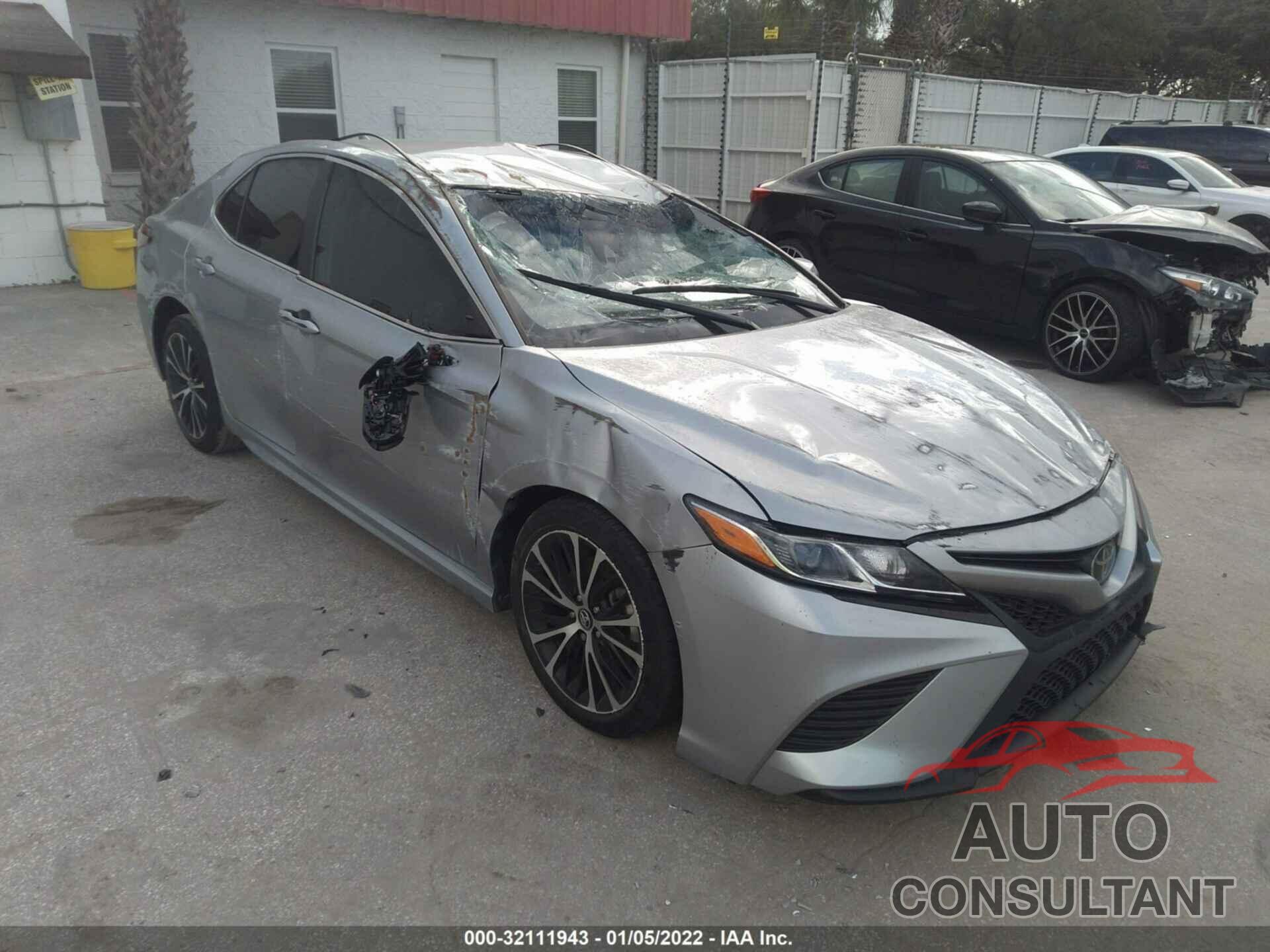 TOYOTA CAMRY 2019 - 4T1B11HK8KU801381