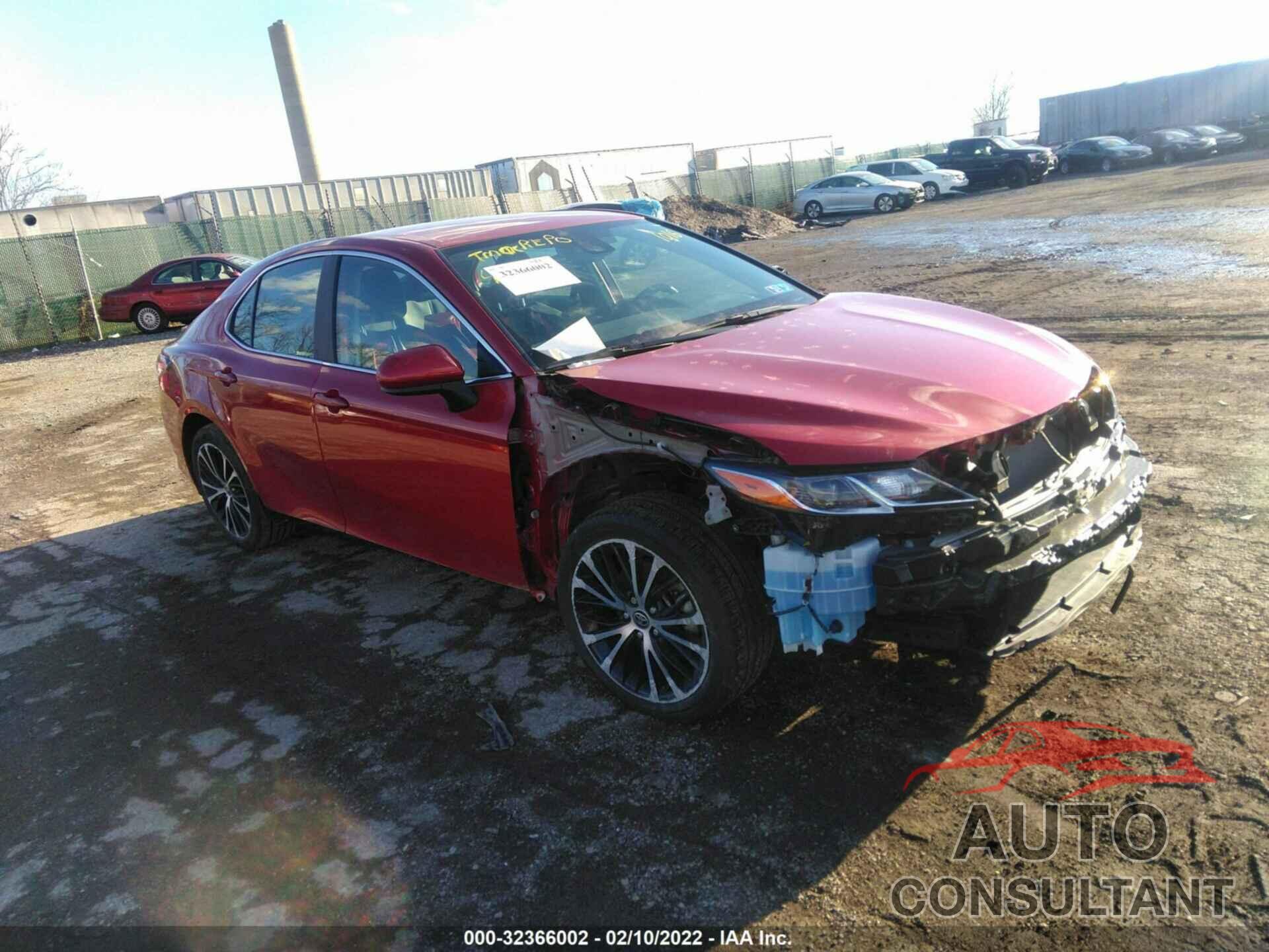TOYOTA CAMRY 2020 - 4T1G11AKXLU401016