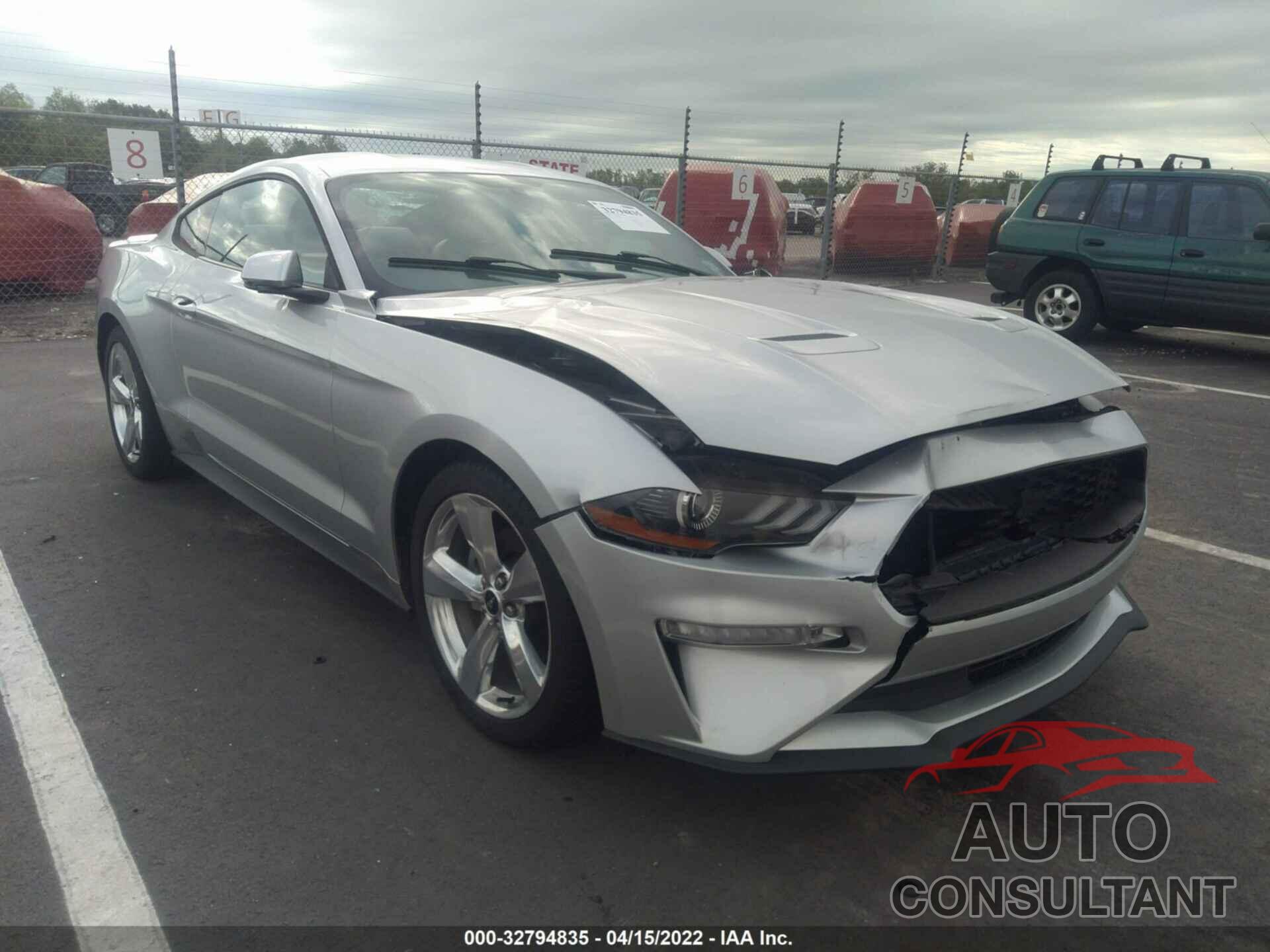 FORD MUSTANG 2018 - 1FA6P8TH2J5101766