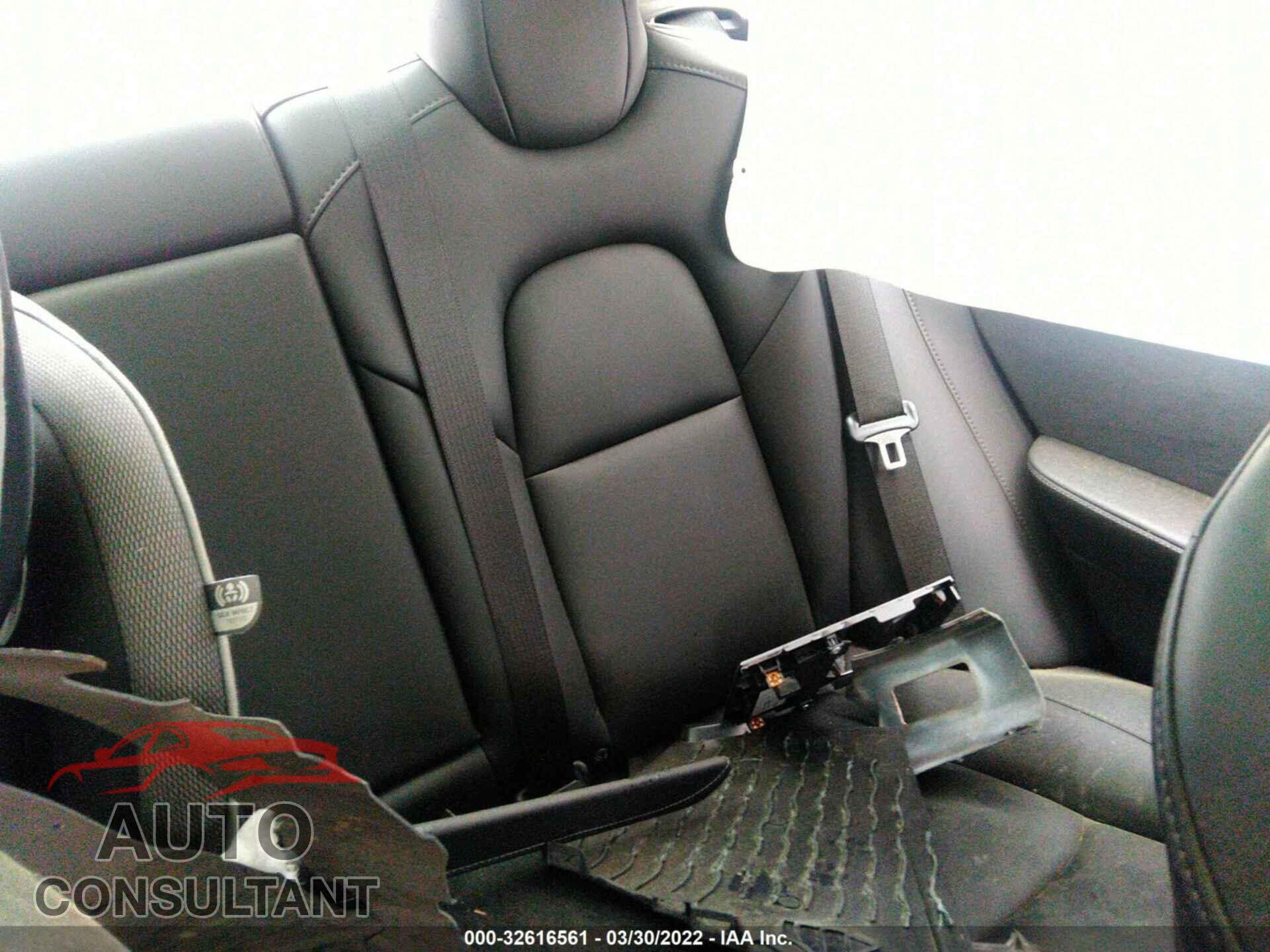 TESLA MODEL 3 2021 - 5YJ3E1EB6MF048978
