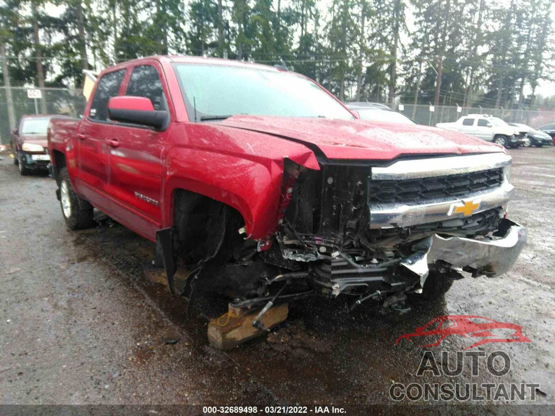 CHEVROLET SILVERADO 1500 2018 - 3GCUKREC4JG492600
