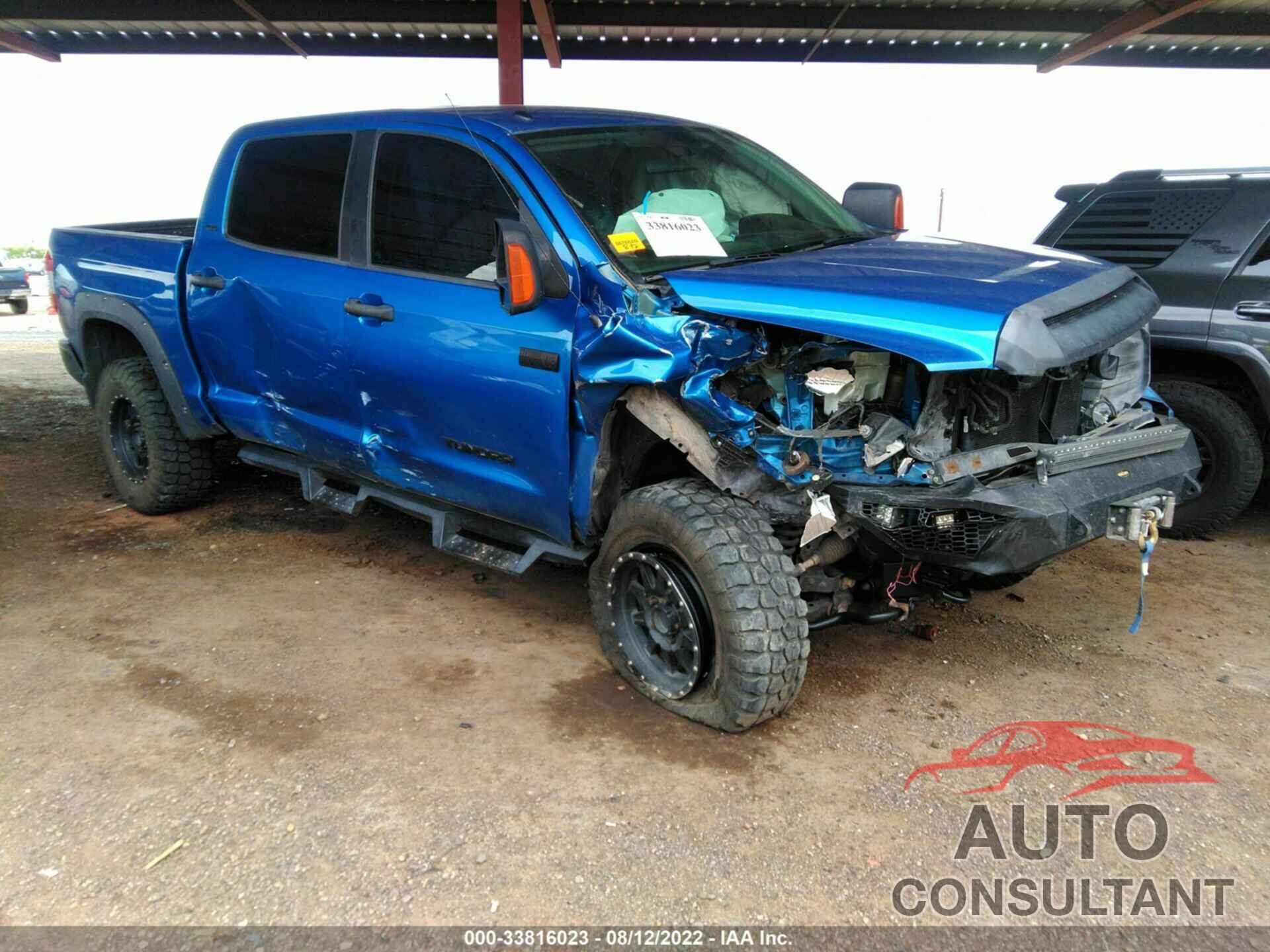 TOYOTA TUNDRA 4WD 2017 - 5TFDW5F15HX605096