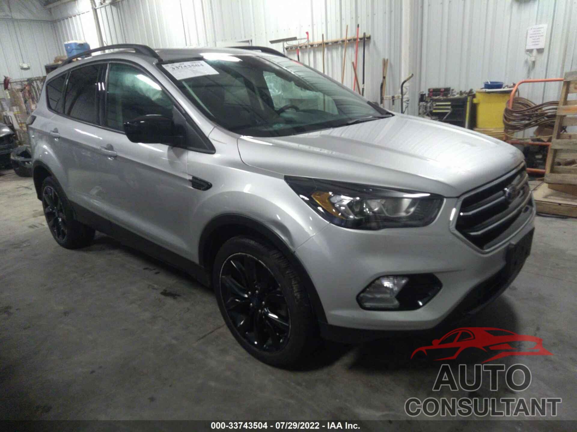 FORD ESCAPE 2018 - 1FMCU0GD7JUA61684