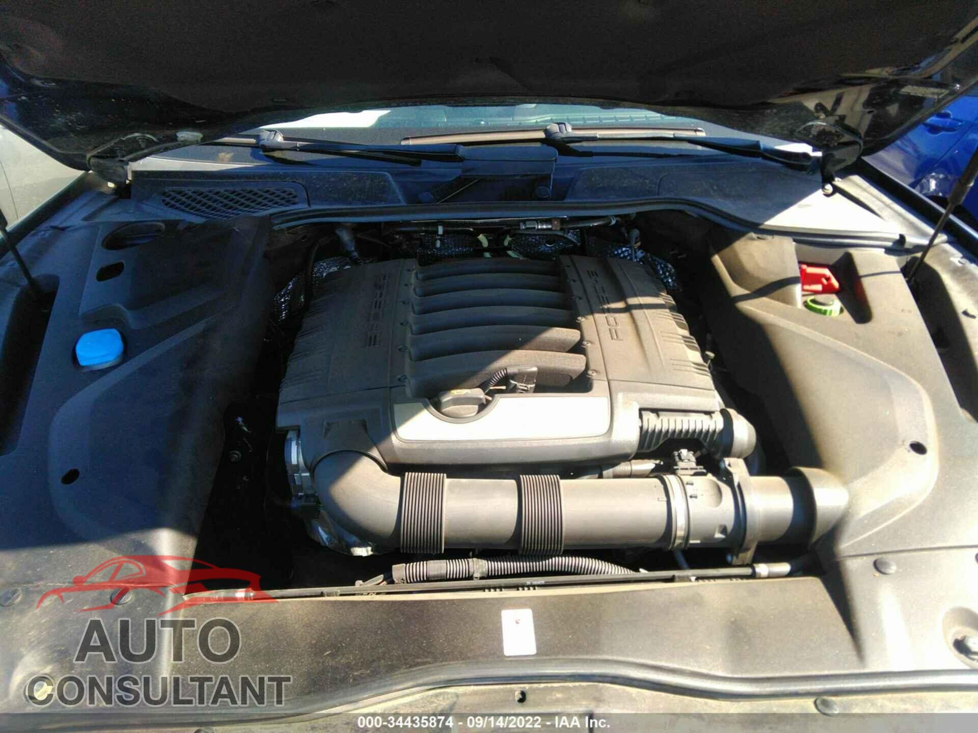 PORSCHE CAYENNE 2017 - WP1AA2A28HKA89358