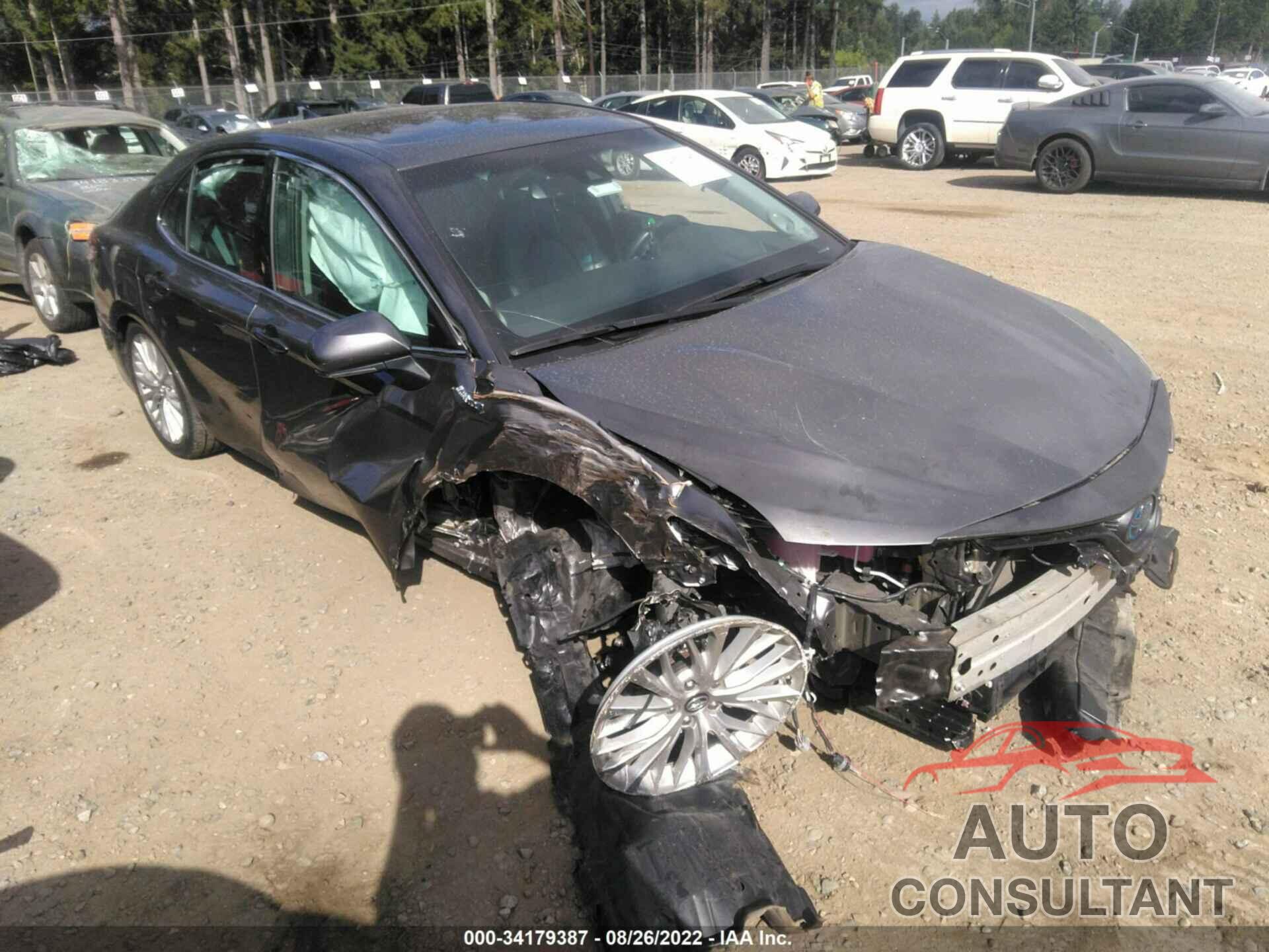 TOYOTA CAMRY 2019 - 4T1B21HK6KU516305