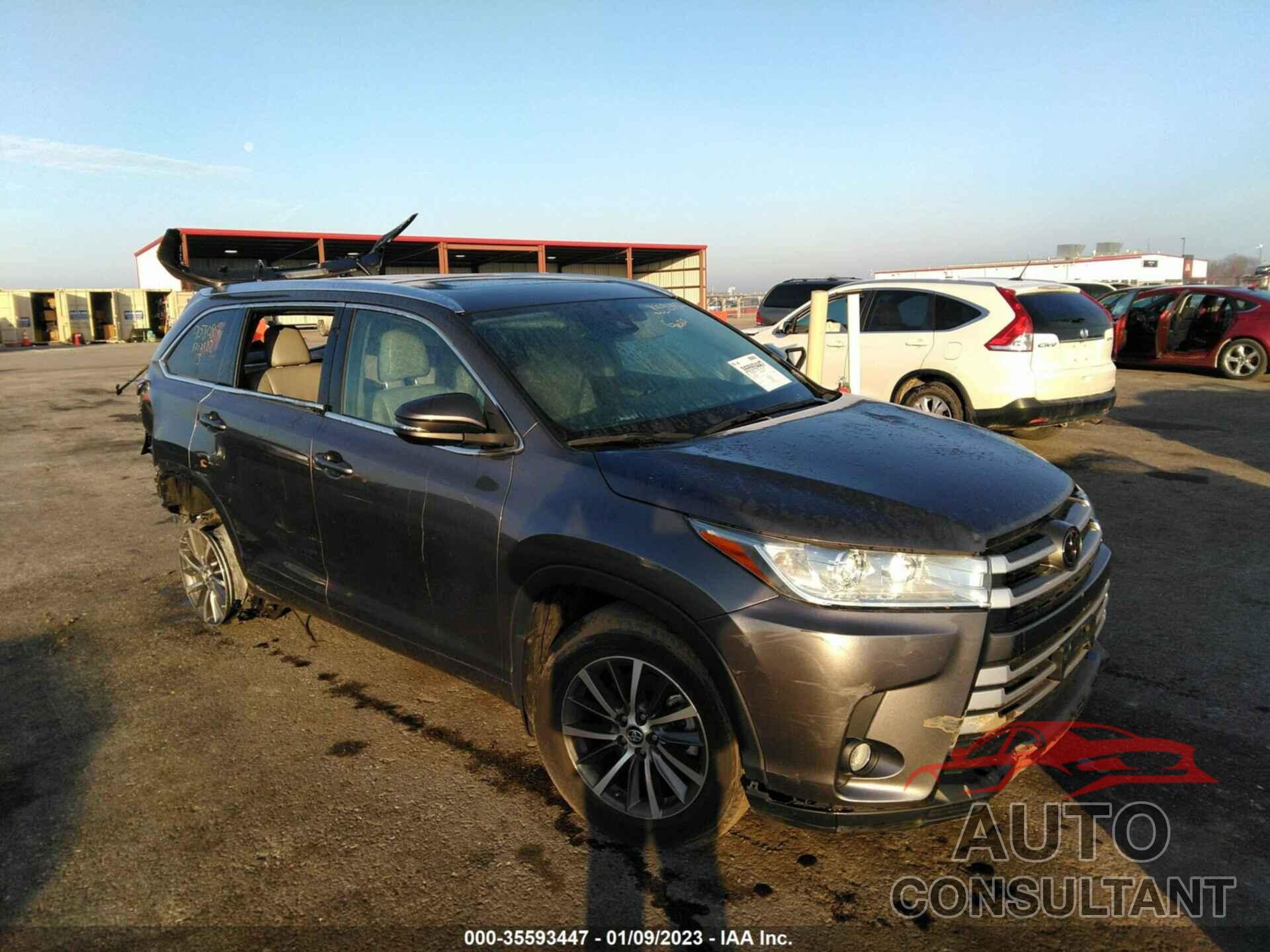 TOYOTA HIGHLANDER 2018 - 5TDJZRFHXJS534701