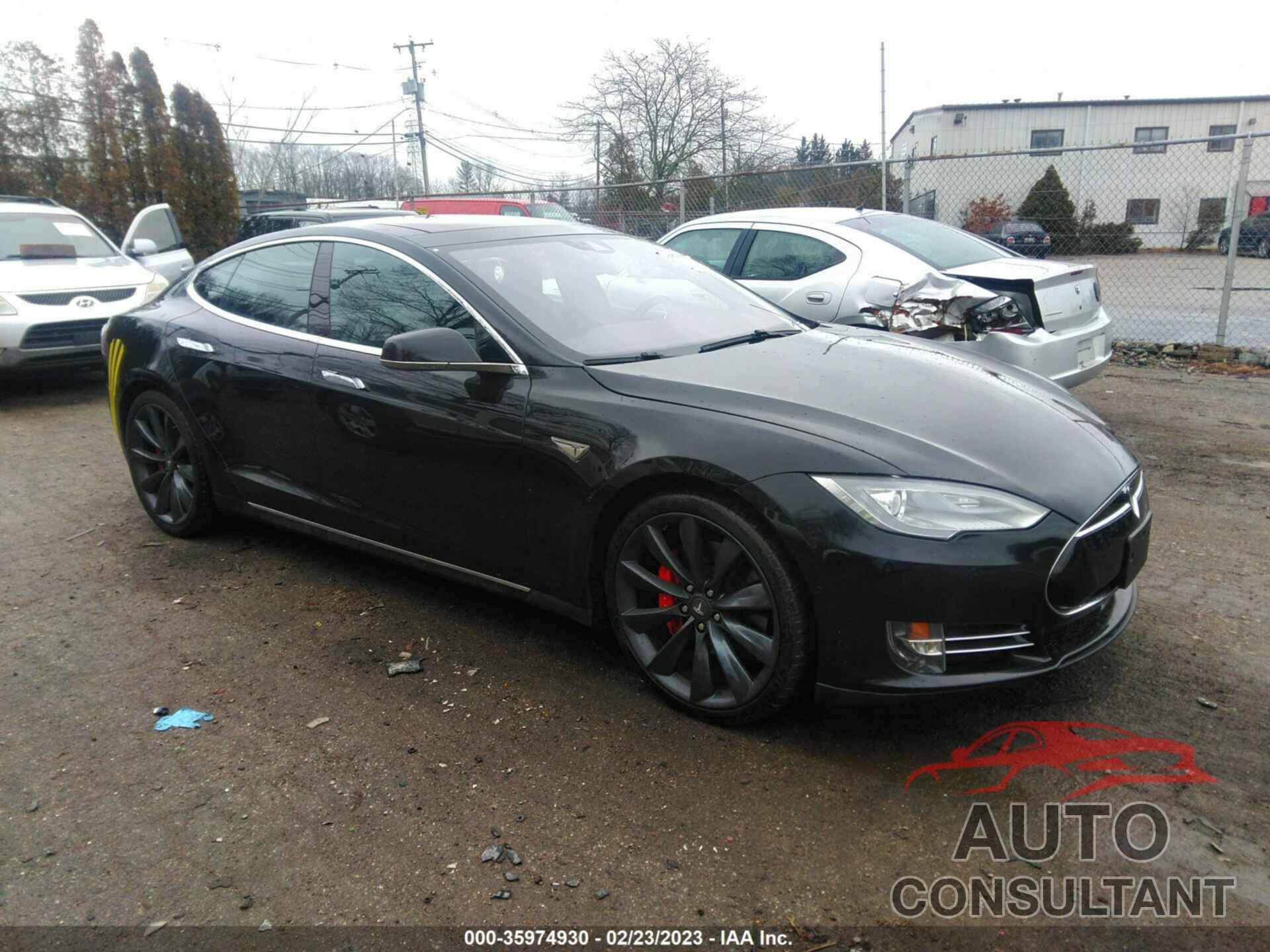 TESLA MODEL S 2016 - 5YJSA1E48GF125444