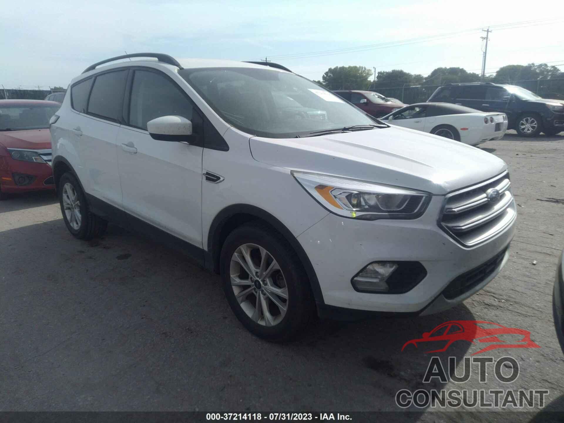 FORD ESCAPE 2017 - 1FMCU0GD9HUC33191