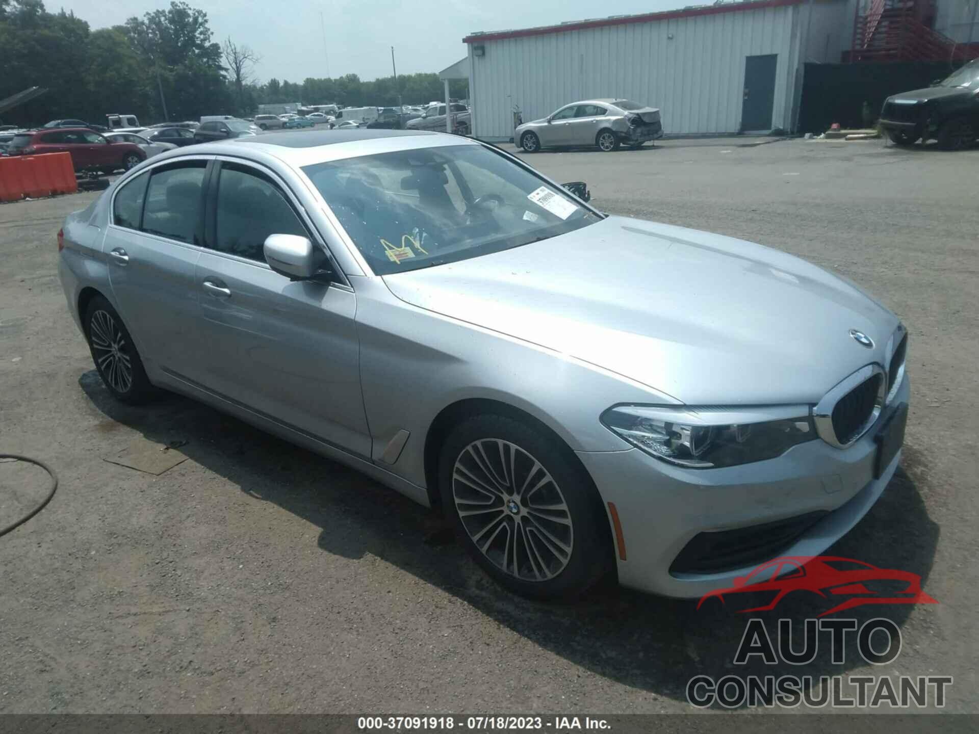 BMW 5 SERIES 2019 - WBAJA5C57KWW07726