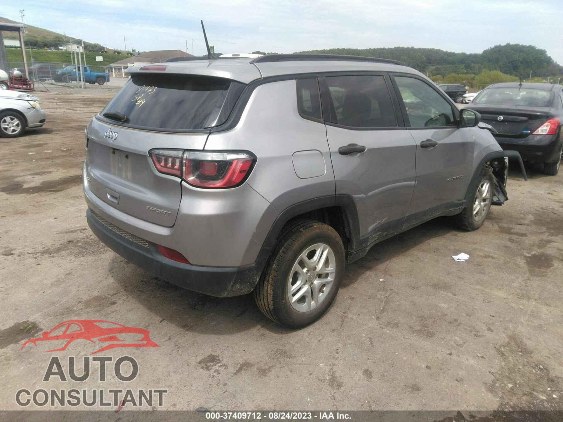 JEEP COMPASS 2018 - 3C4NJDAB7JT366018