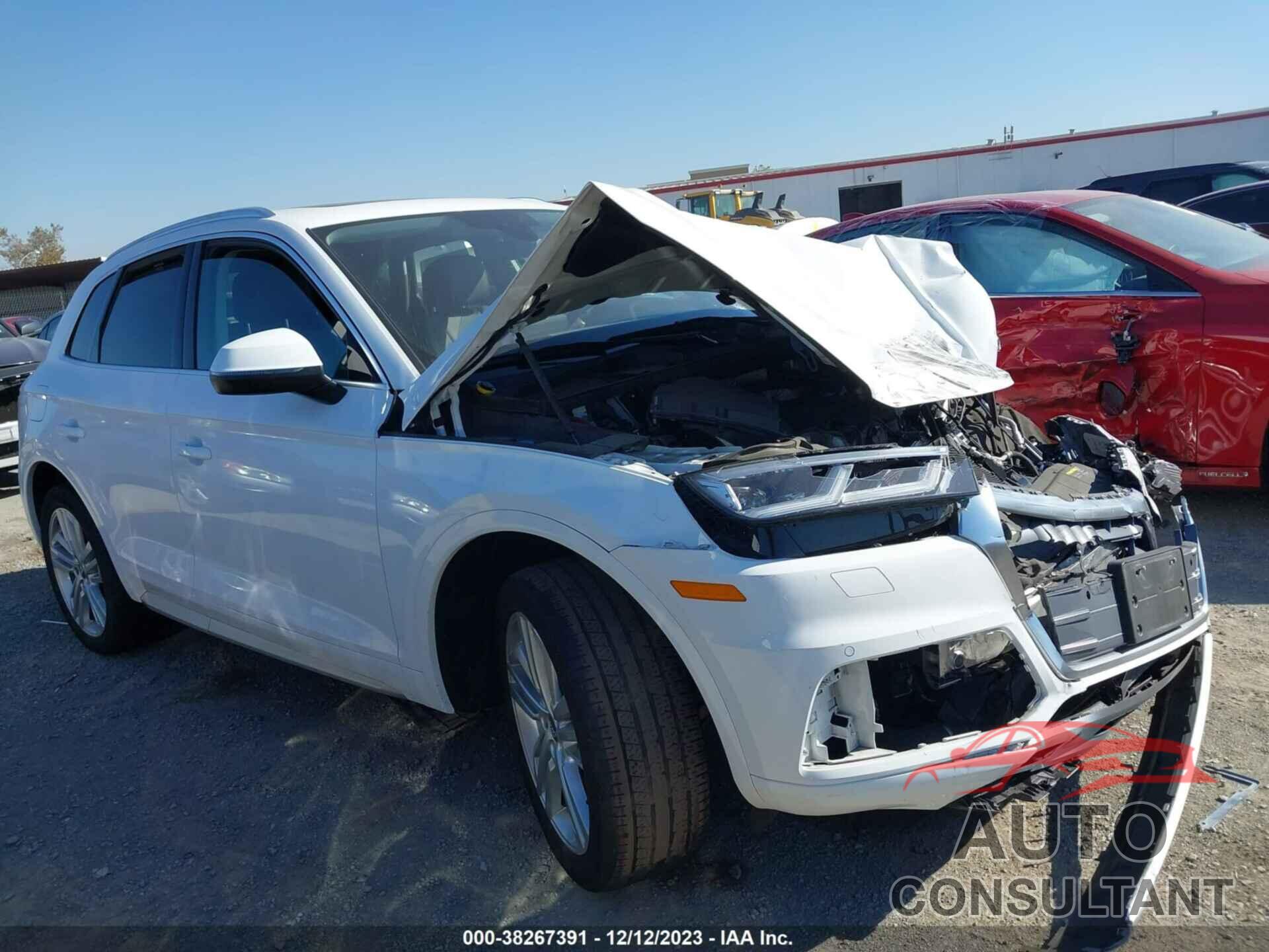 AUDI Q5 2018 - WA1BNAFY3J2214624