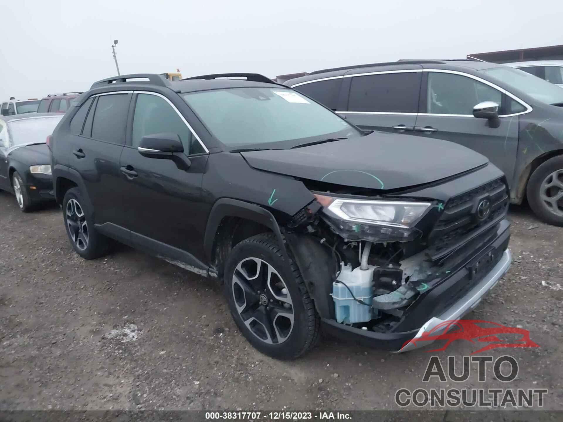 TOYOTA RAV4 2021 - 2T3J1RFV7MW186727