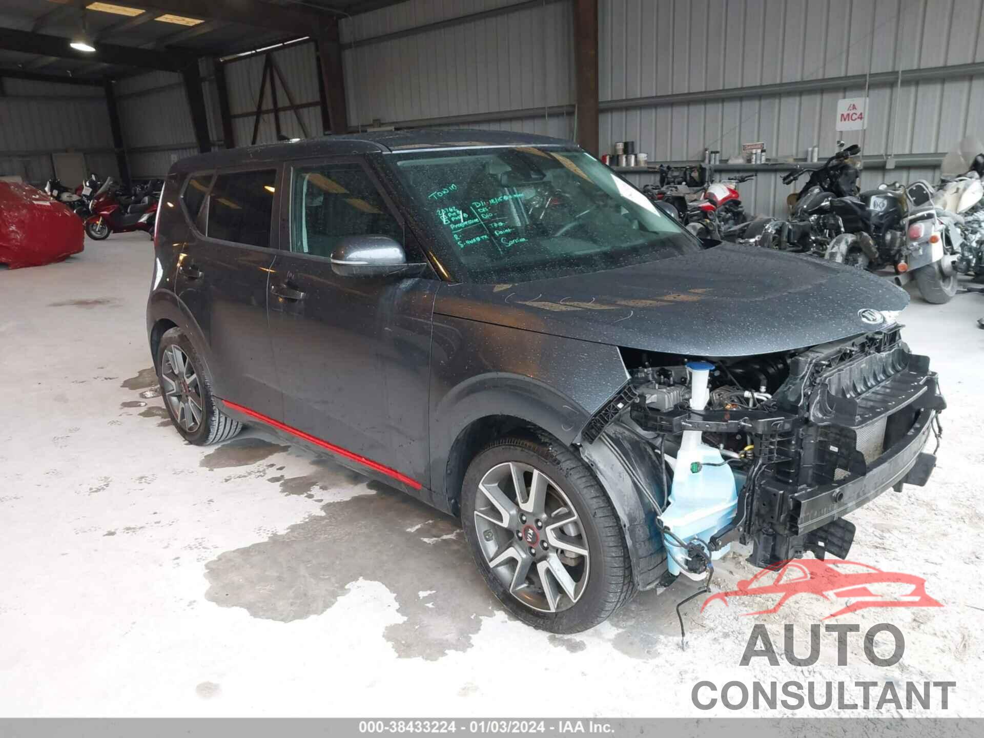 KIA SOUL 2020 - KNDJ63AU2L7086462