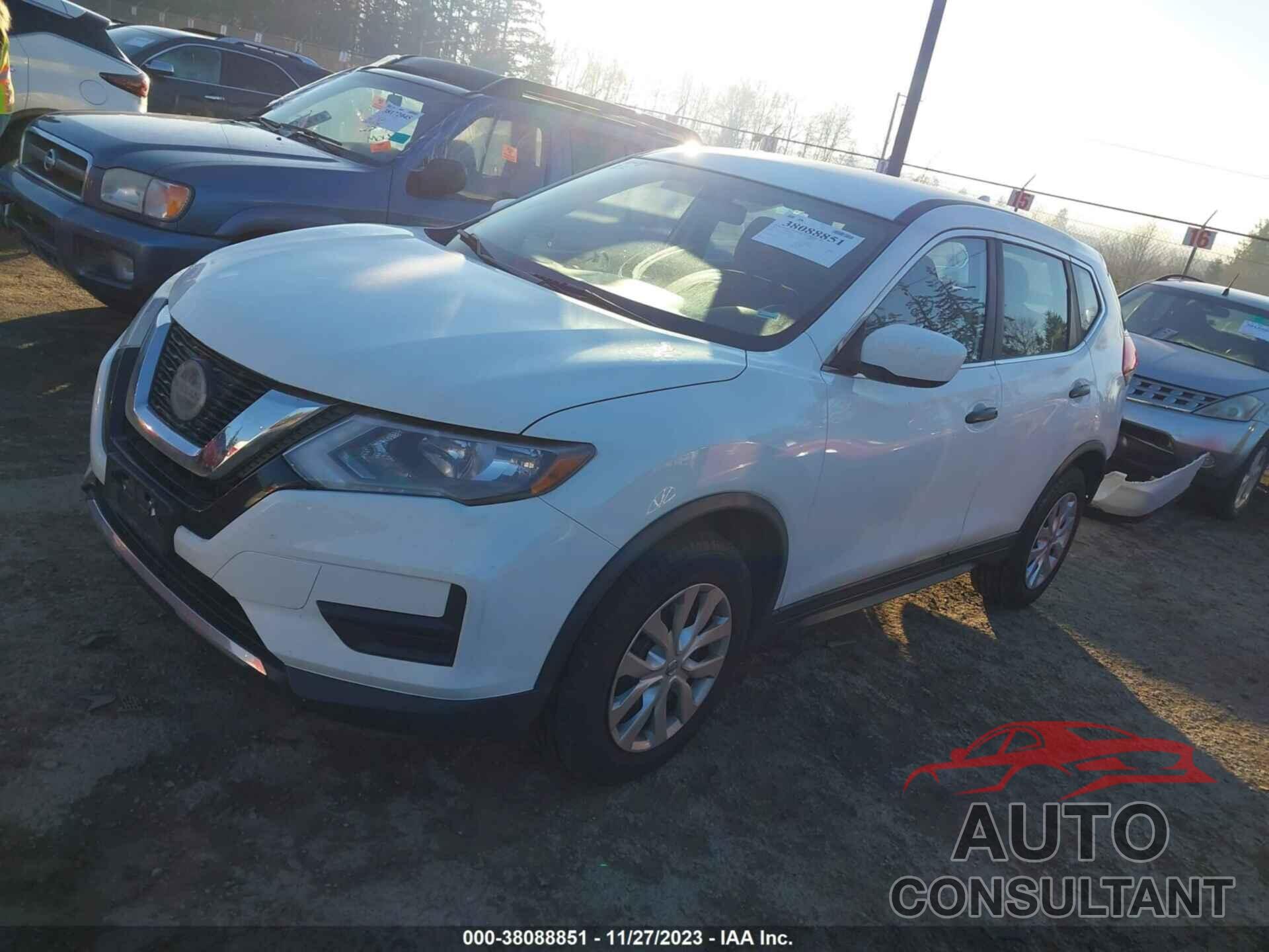 NISSAN ROGUE 2018 - KNMAT2MVXJP533799