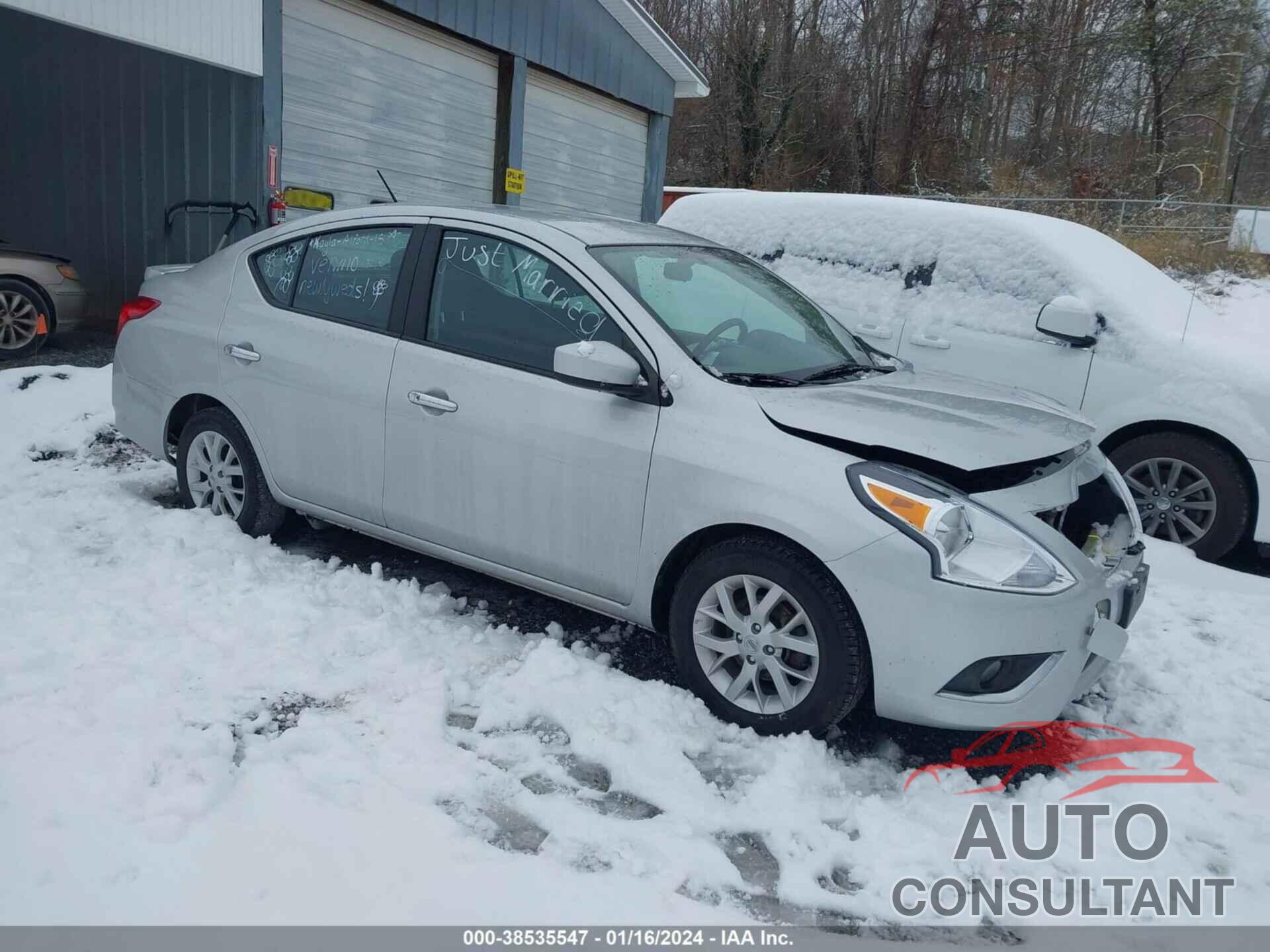 NISSAN VERSA 2019 - 3N1CN7AP0KL827119