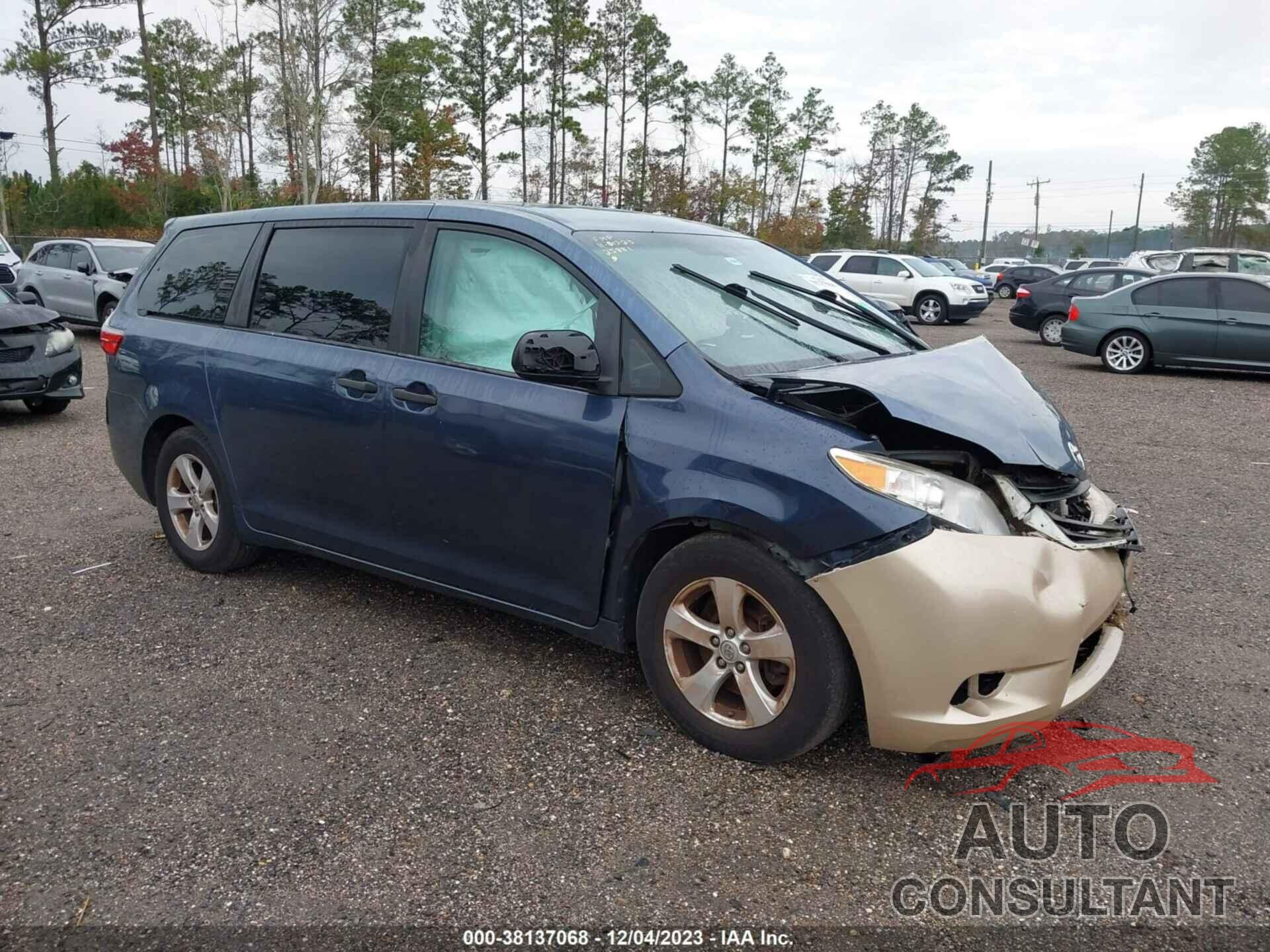 TOYOTA SIENNA 2015 - 5TDZK3DC6FS573062