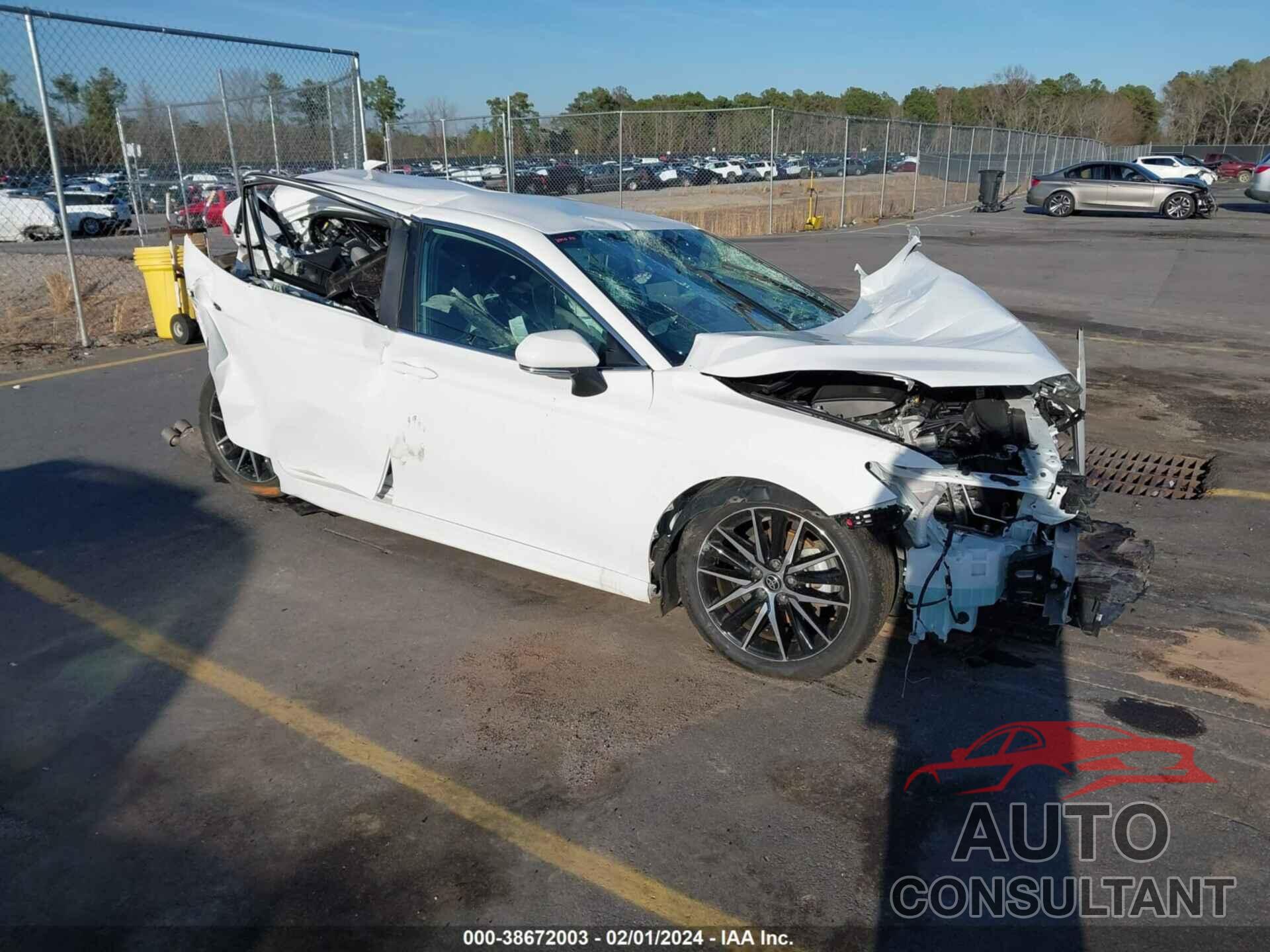 TOYOTA CAMRY 2023 - 4T1G11AK2PU735806