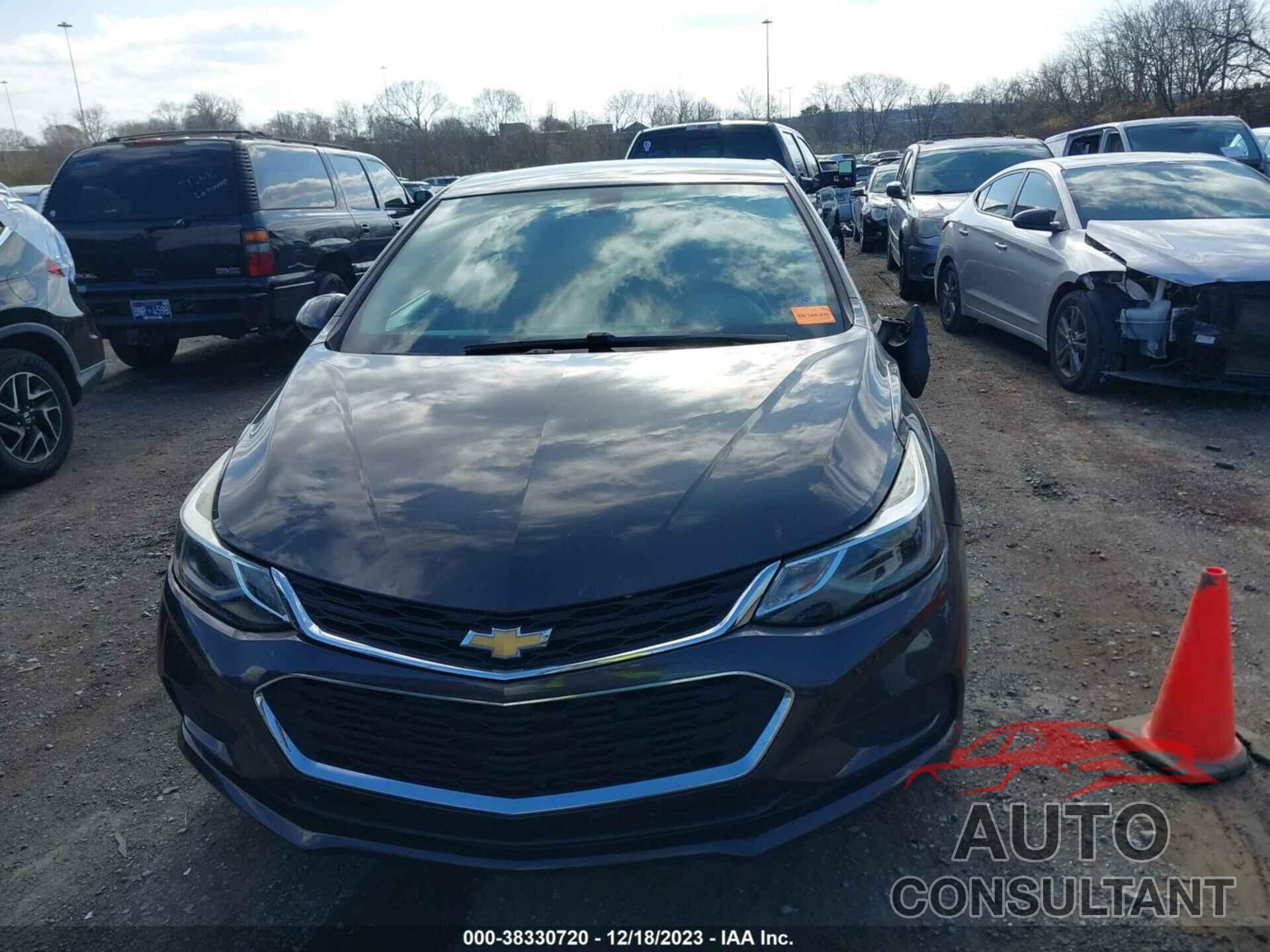 CHEVROLET CRUZE 2017 - 1G1BE5SM8H7166026