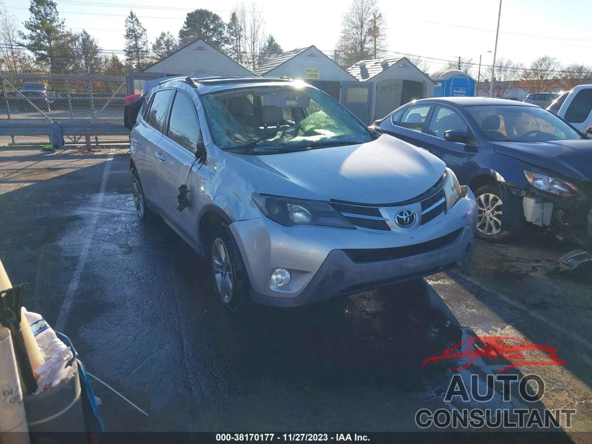 TOYOTA RAV4 2015 - JTMWFREV0FD050870