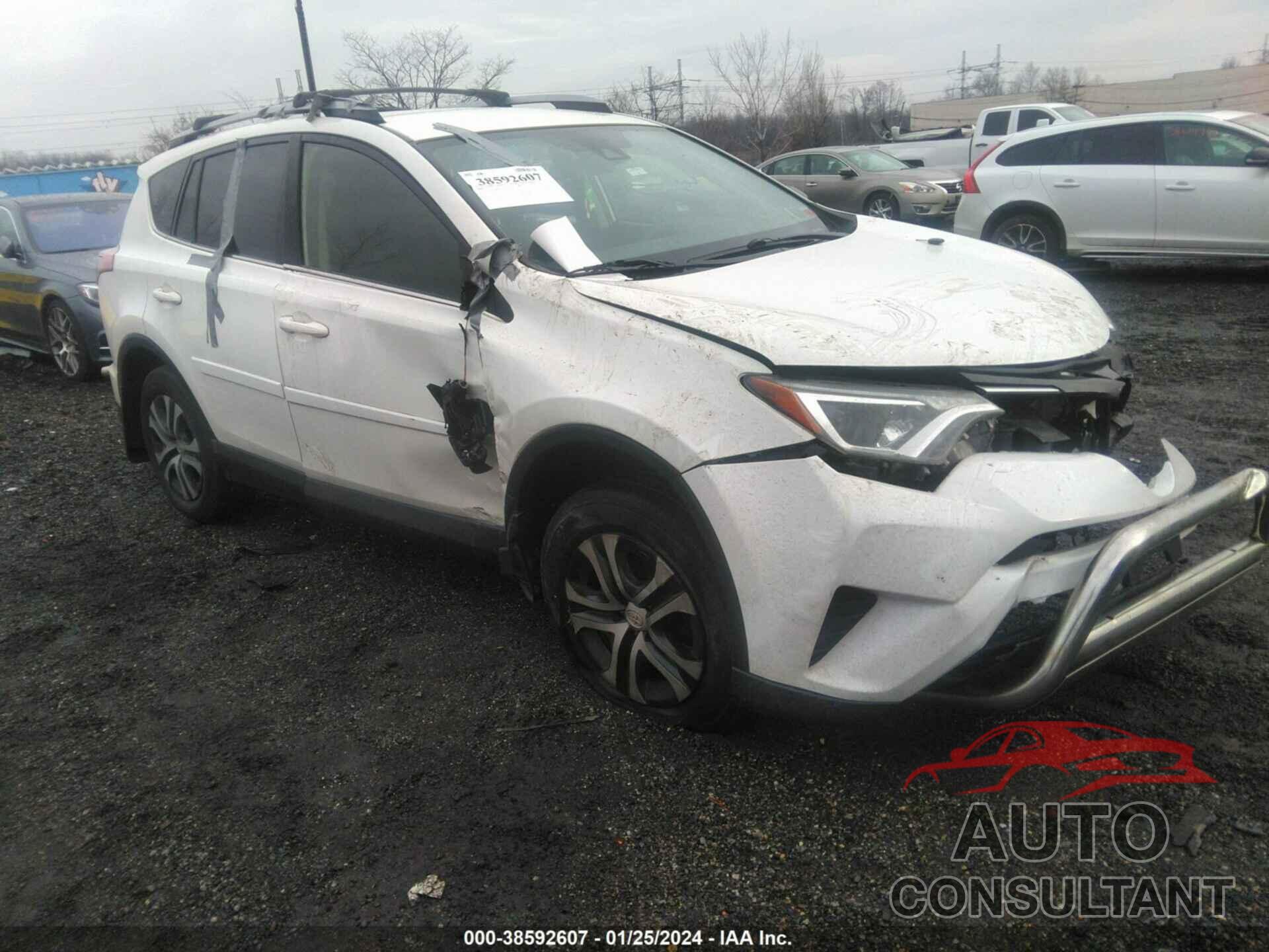 TOYOTA RAV4 2017 - JTMBFREV2HJ713987