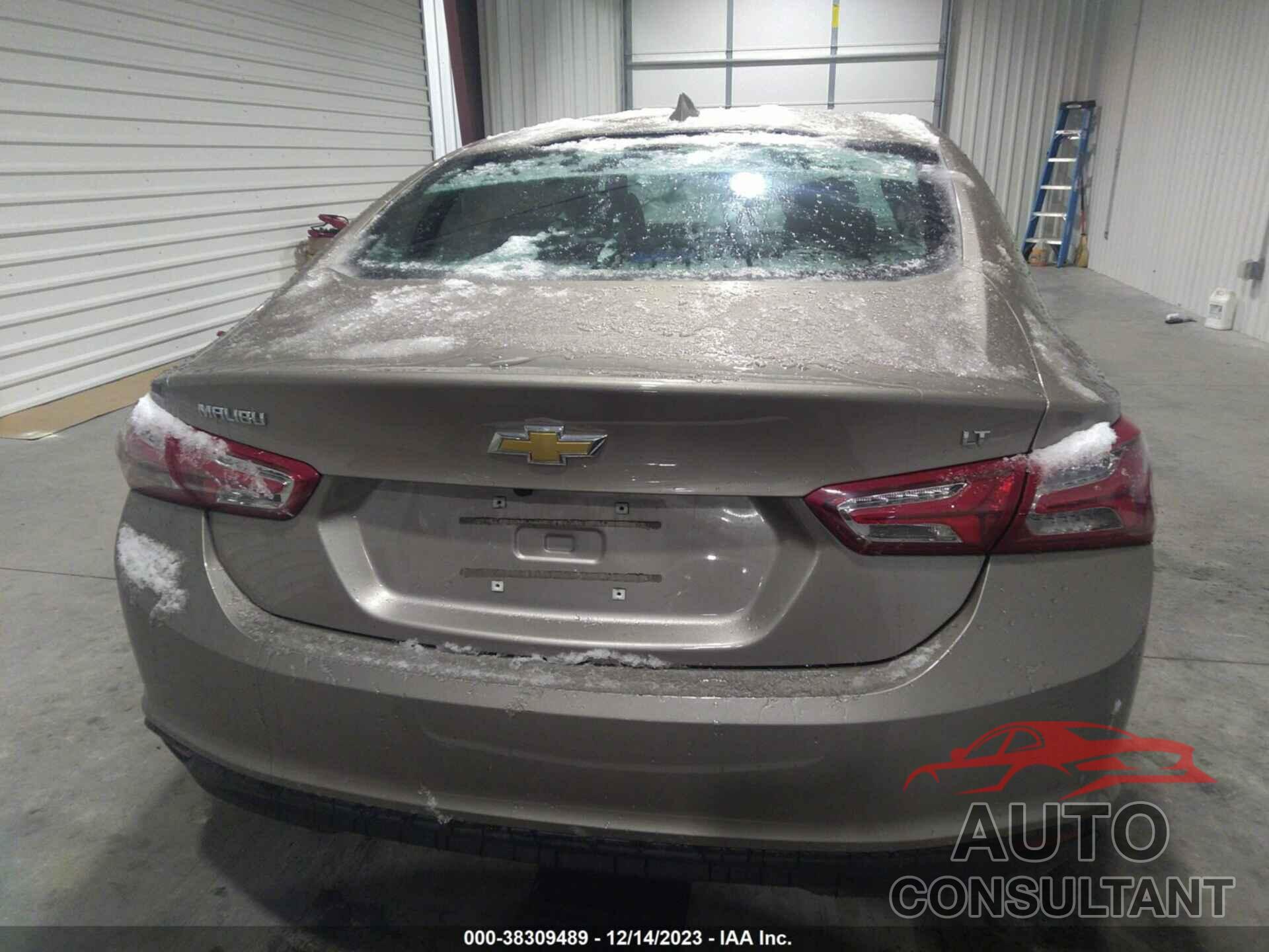 CHEVROLET MALIBU 2022 - 1G1ZD5STXNF184442