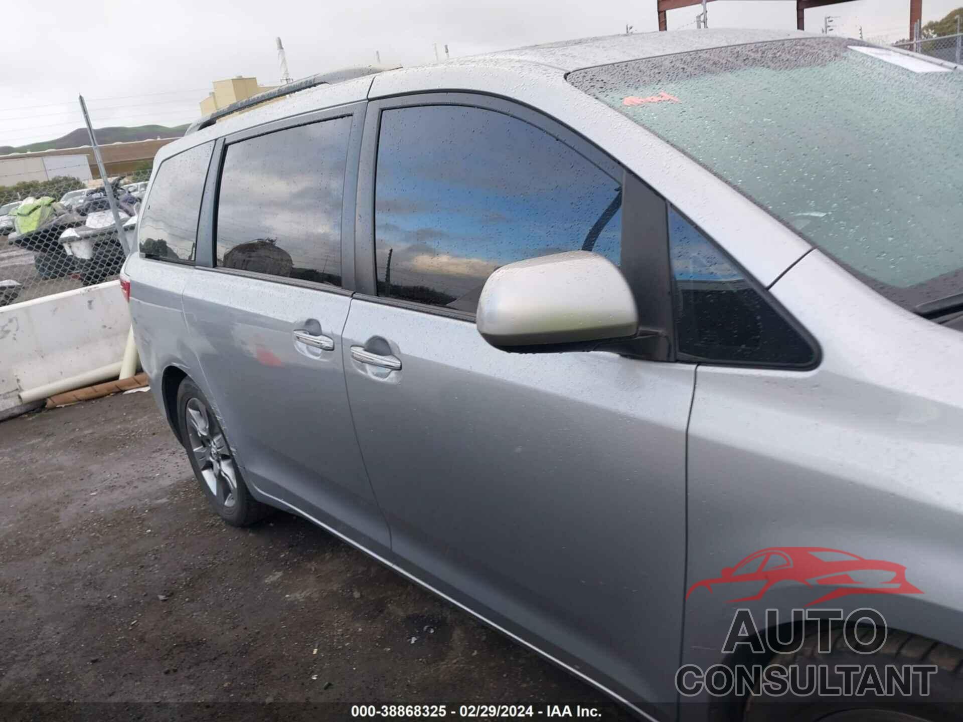 TOYOTA SIENNA 2016 - 5TDYK3DC3GS750289