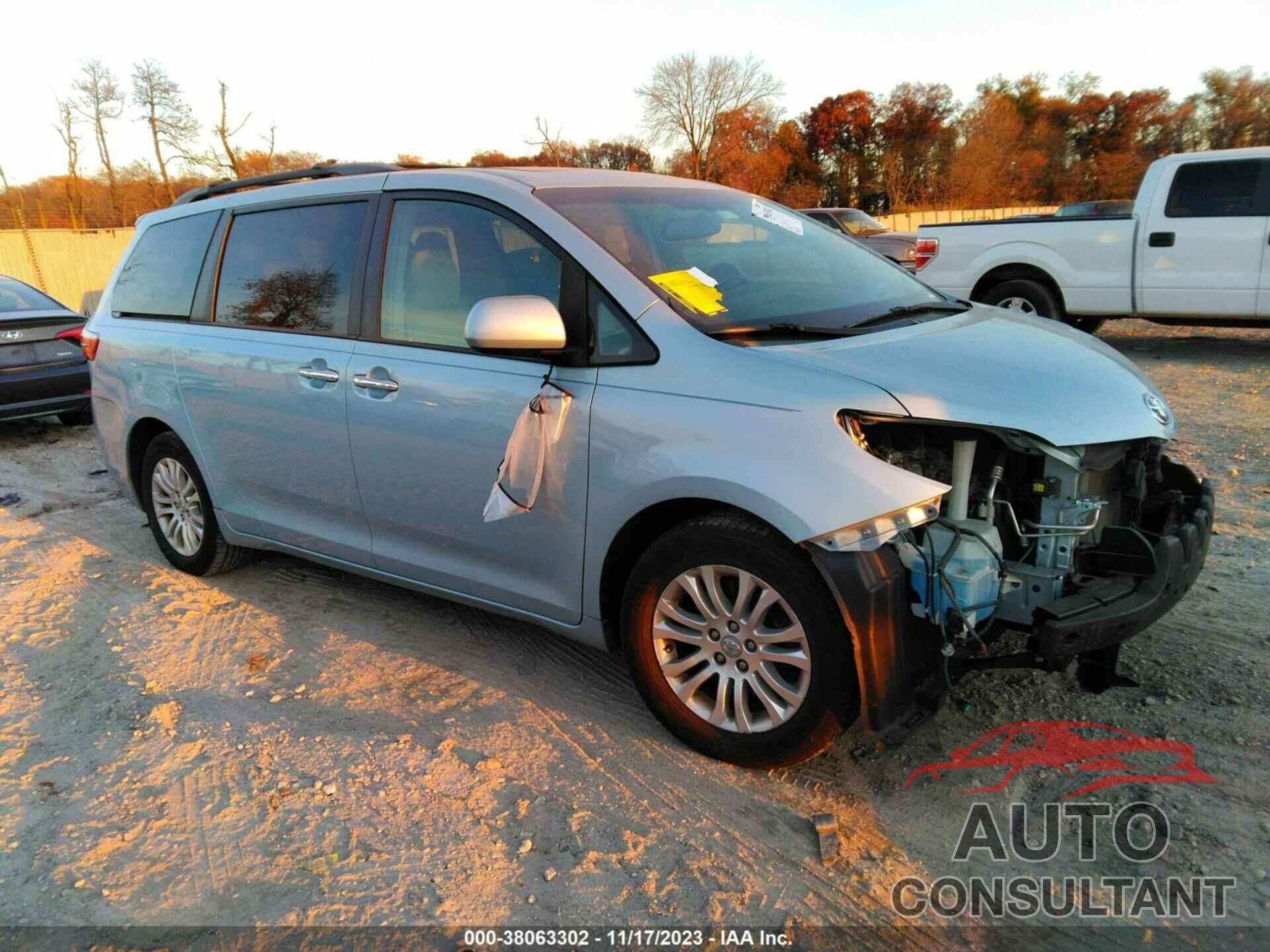 TOYOTA SIENNA 2015 - 5TDYK3DC1FS534262