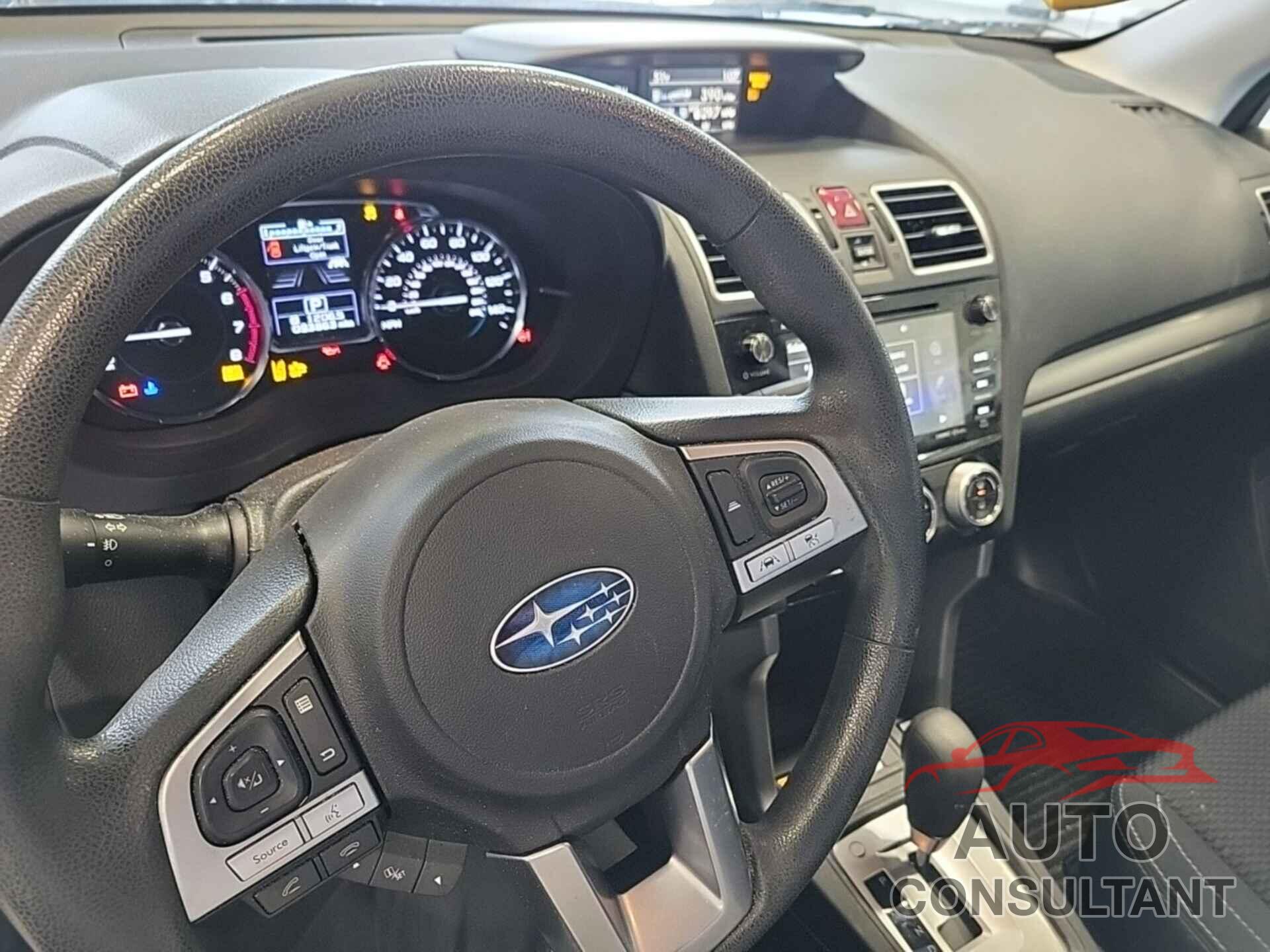 SUBARU FORESTER 2018 - JF2SJAGC2JH594414