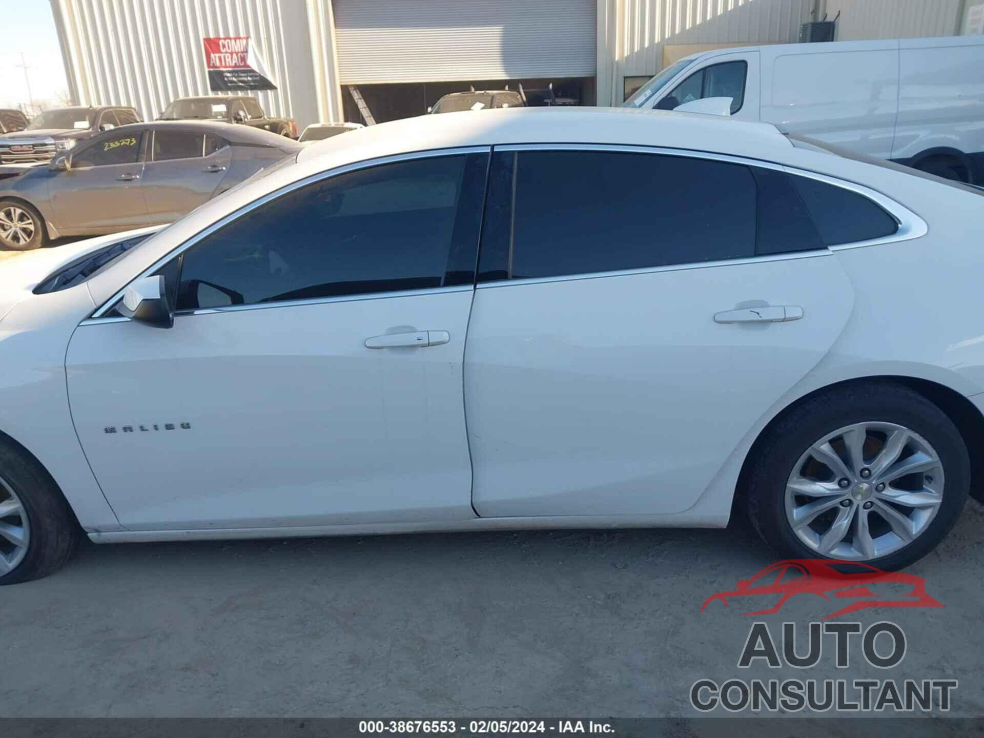 CHEVROLET MALIBU 2020 - 1G1ZD5ST5LF093527